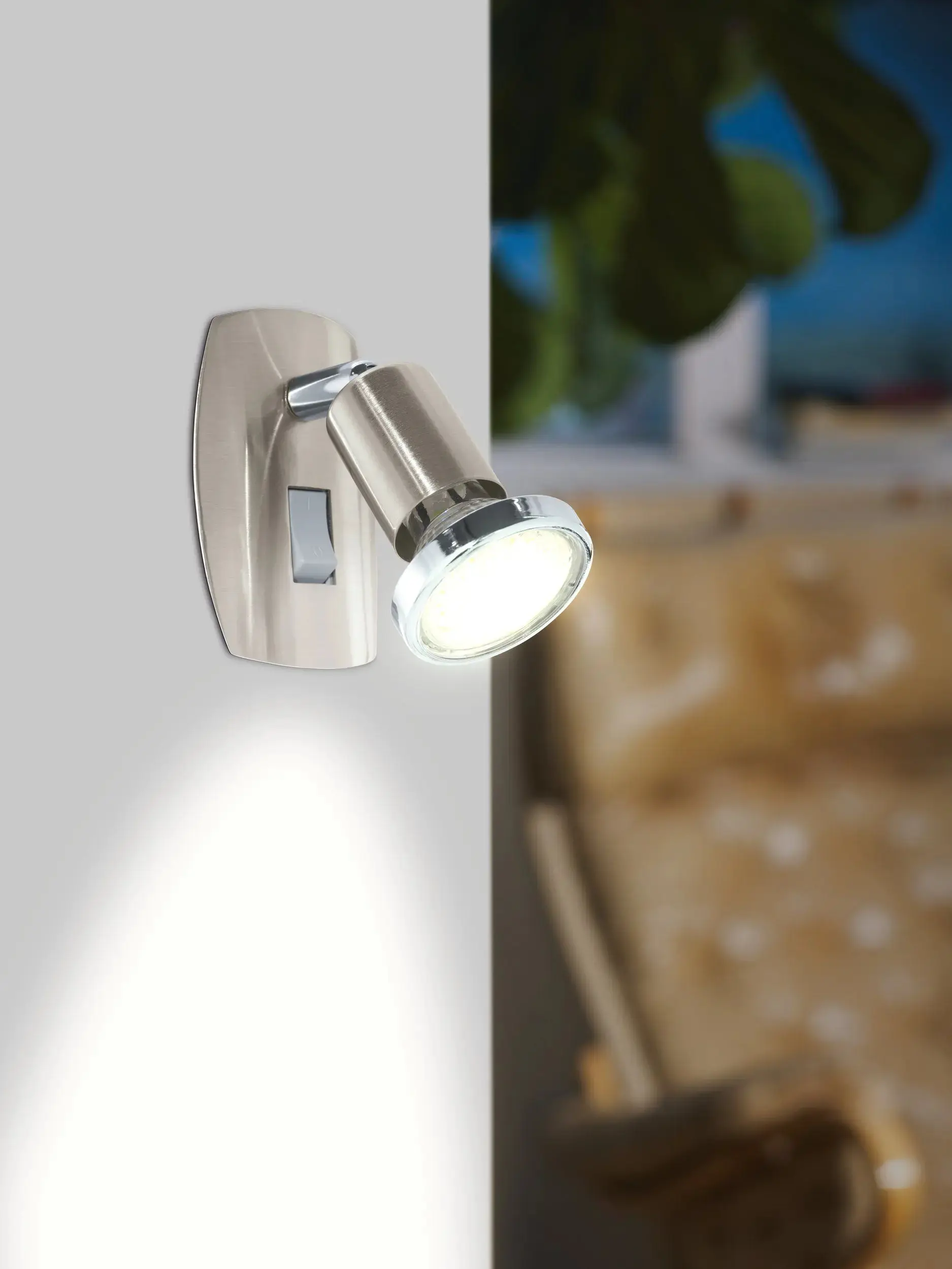 Eglo Steckerleuchte Mini 4 flexibel GU10  2,8 W nickel-matt warmweiß Eglo Steckerleuchte Mini 4 flexibel GU10  2,8 W nickel-matt warmweiß