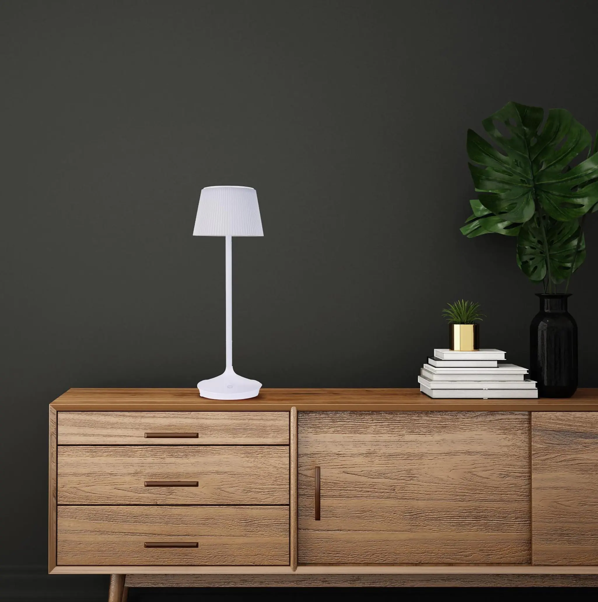 Light & More Solar-Tischleuchte Emmi weiß 38 x 13 cm