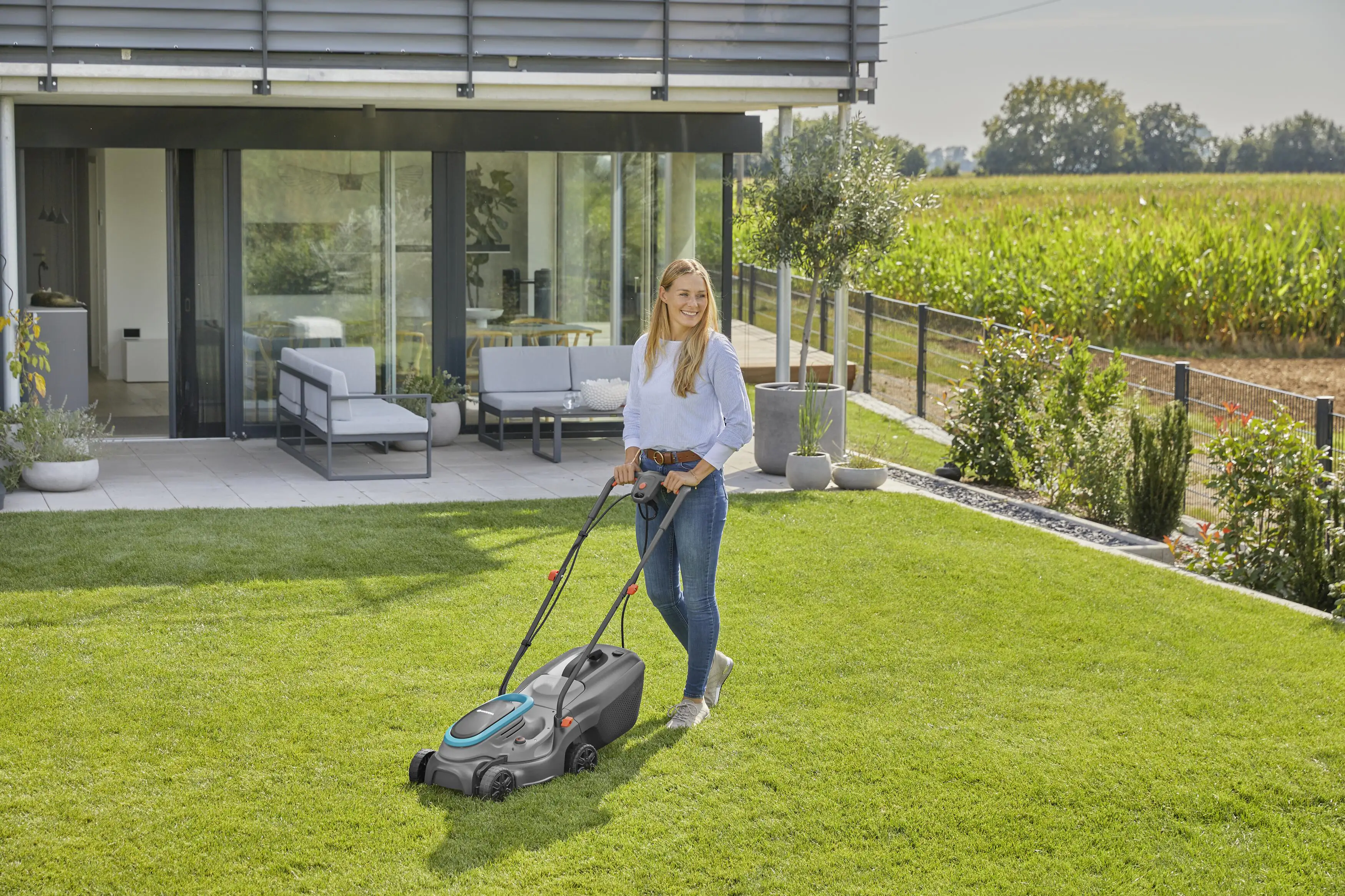 Gardena Elektro Rasenmäher PowerMax 1200/32 G2 32 cm Schnittbreite Gardena Elektro Rasenmäher PowerMax 1200/32 G2 32 cm Schnittbreite