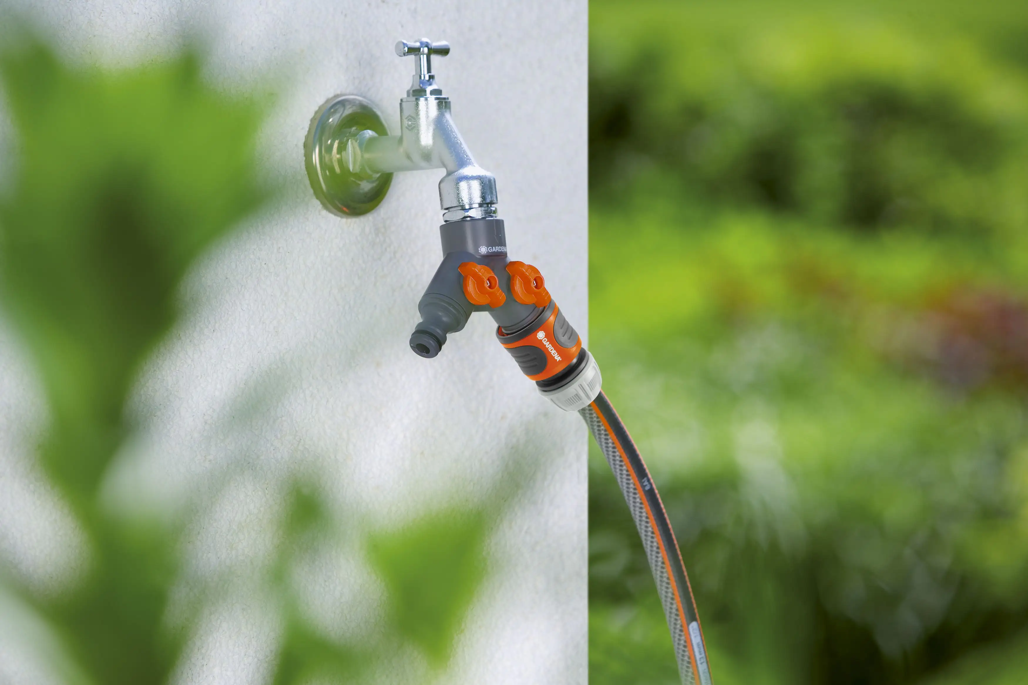 Gardena 2-Wege-Ventil für 1/2" Wasserhahn mit 3/4" Gewinde