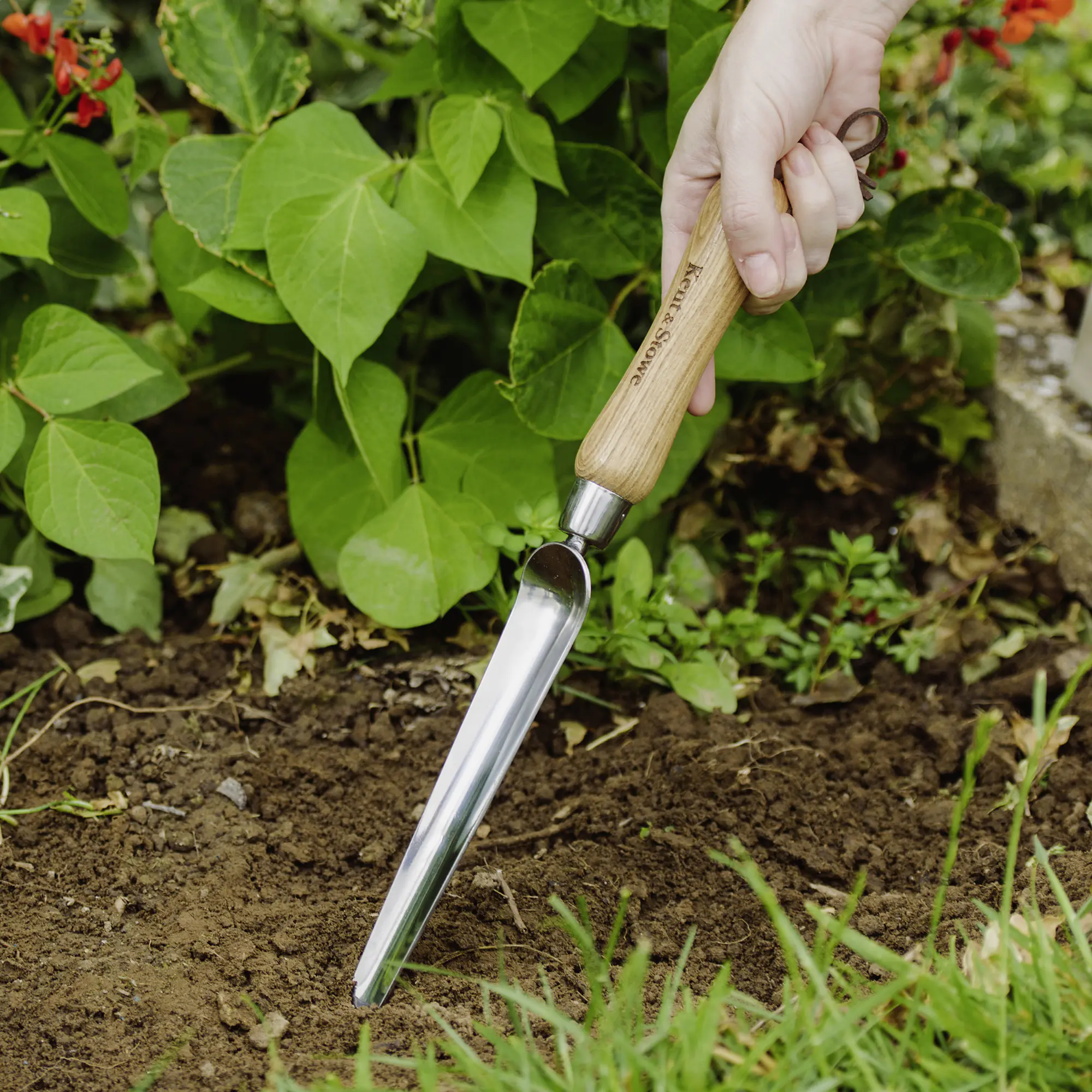 Kent & Stowe Schmale Pflanzkelle