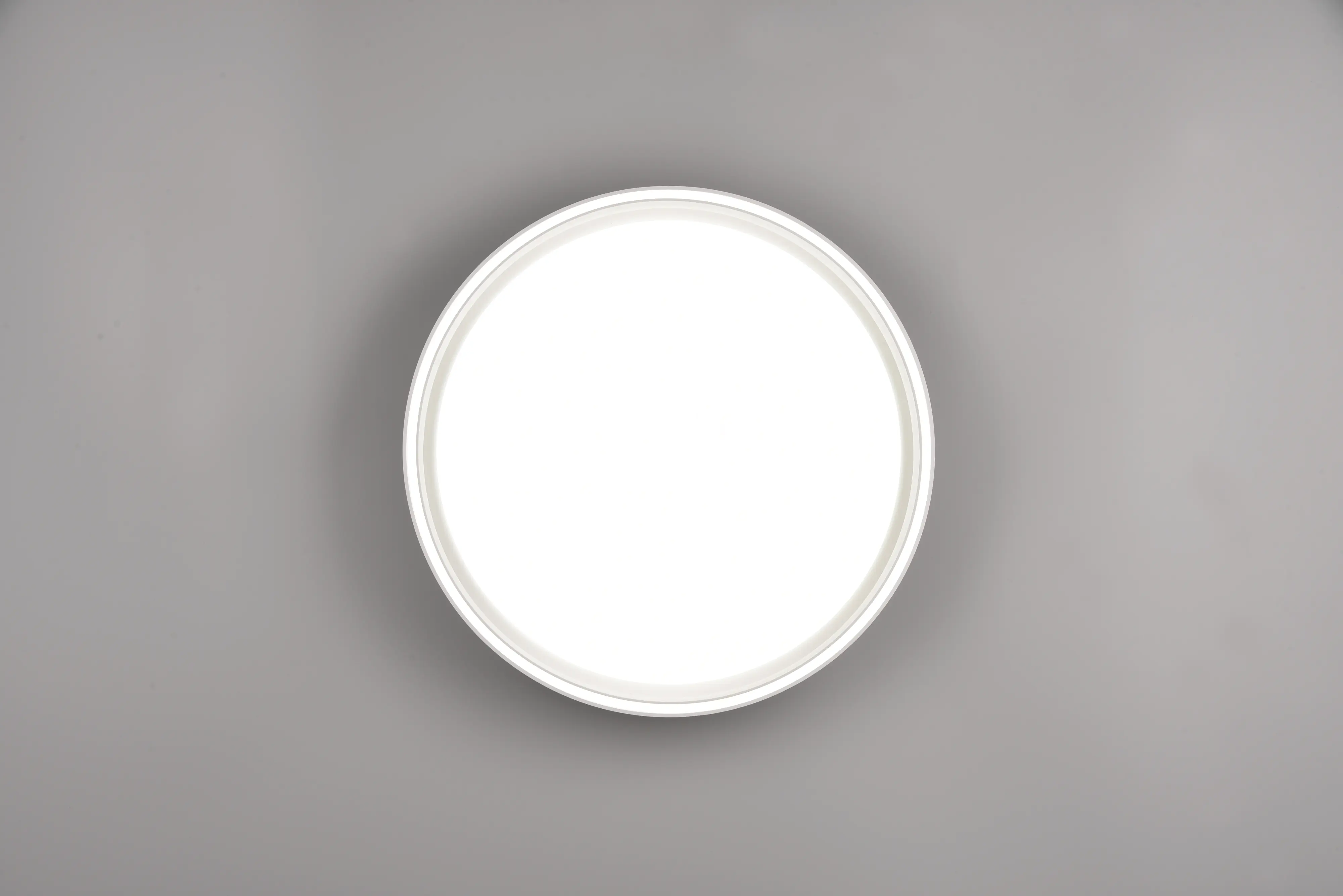 Reality LED-Deckenleuchte Felis weiß matt Fernbedienung