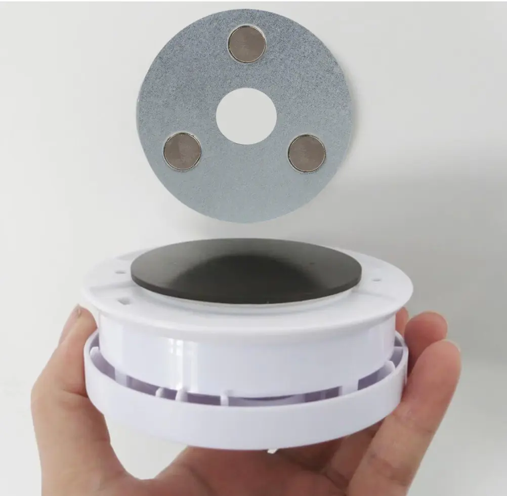 Smartwares WiFi-Rauchmelder weiß, 85 dB, FSM-12601 mit Magnethalterung