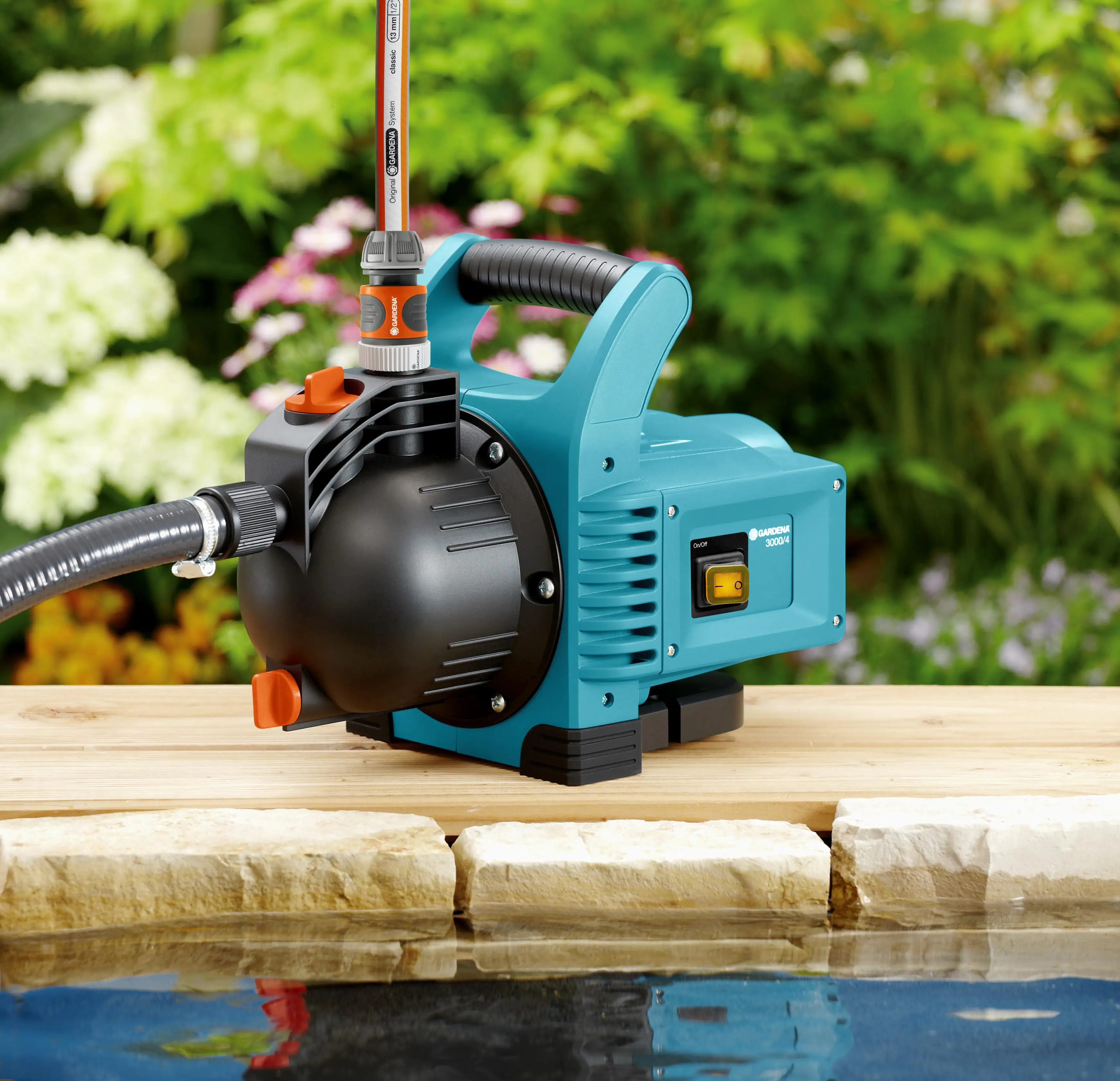 Gardena Gartenpumpe 3000/4 max. Fördermenge: 3.100 l/h, 600 W Gardena Gartenpumpe 3000/4 max. Fördermenge: 3.100 l/h, 600 W