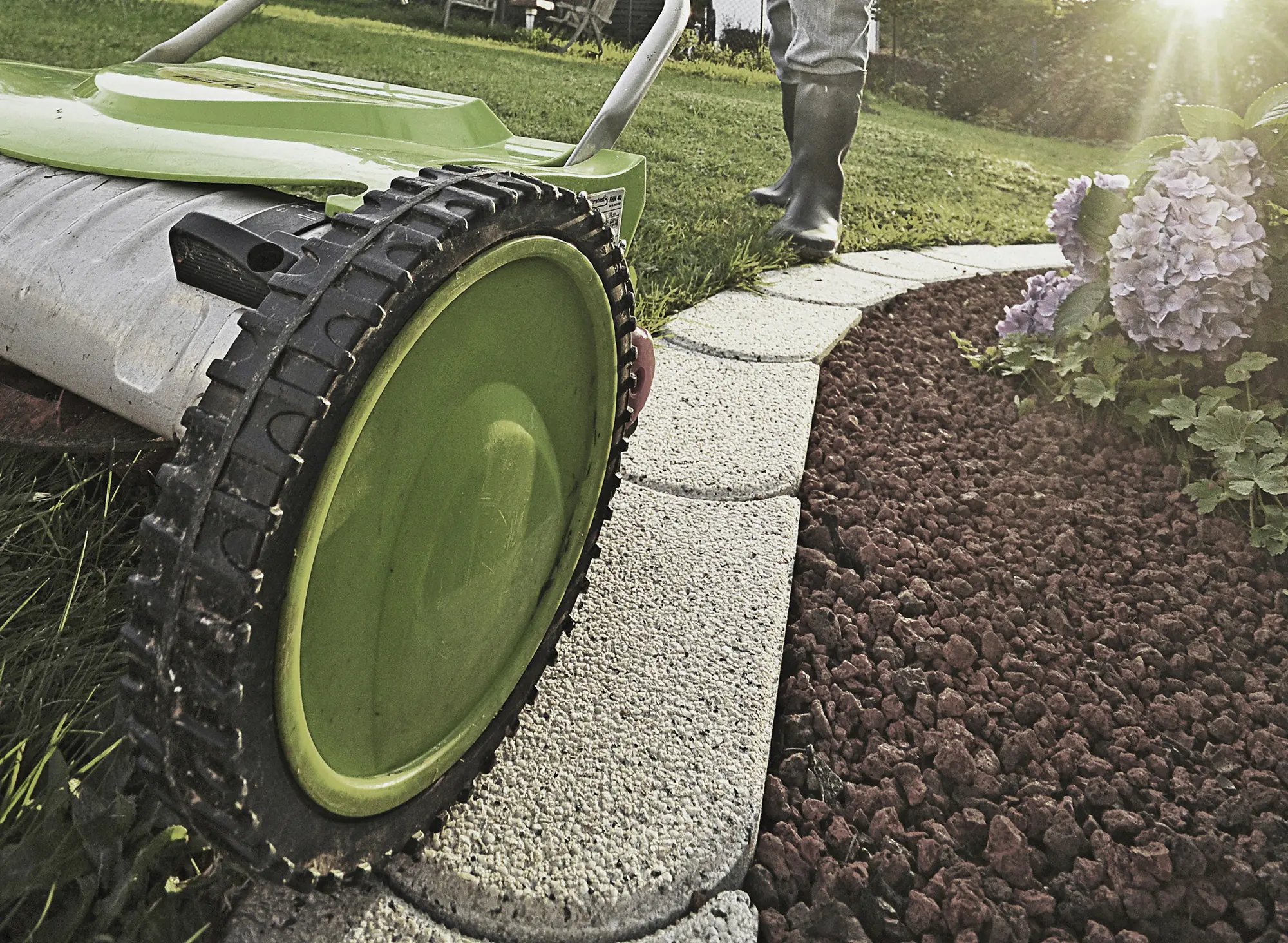 Kann Rasenkante Maxi 31,5 x 16 x 5 cm weiß Kann Rasenkante Maxi 31,5 x 16 x 5 cm weiß