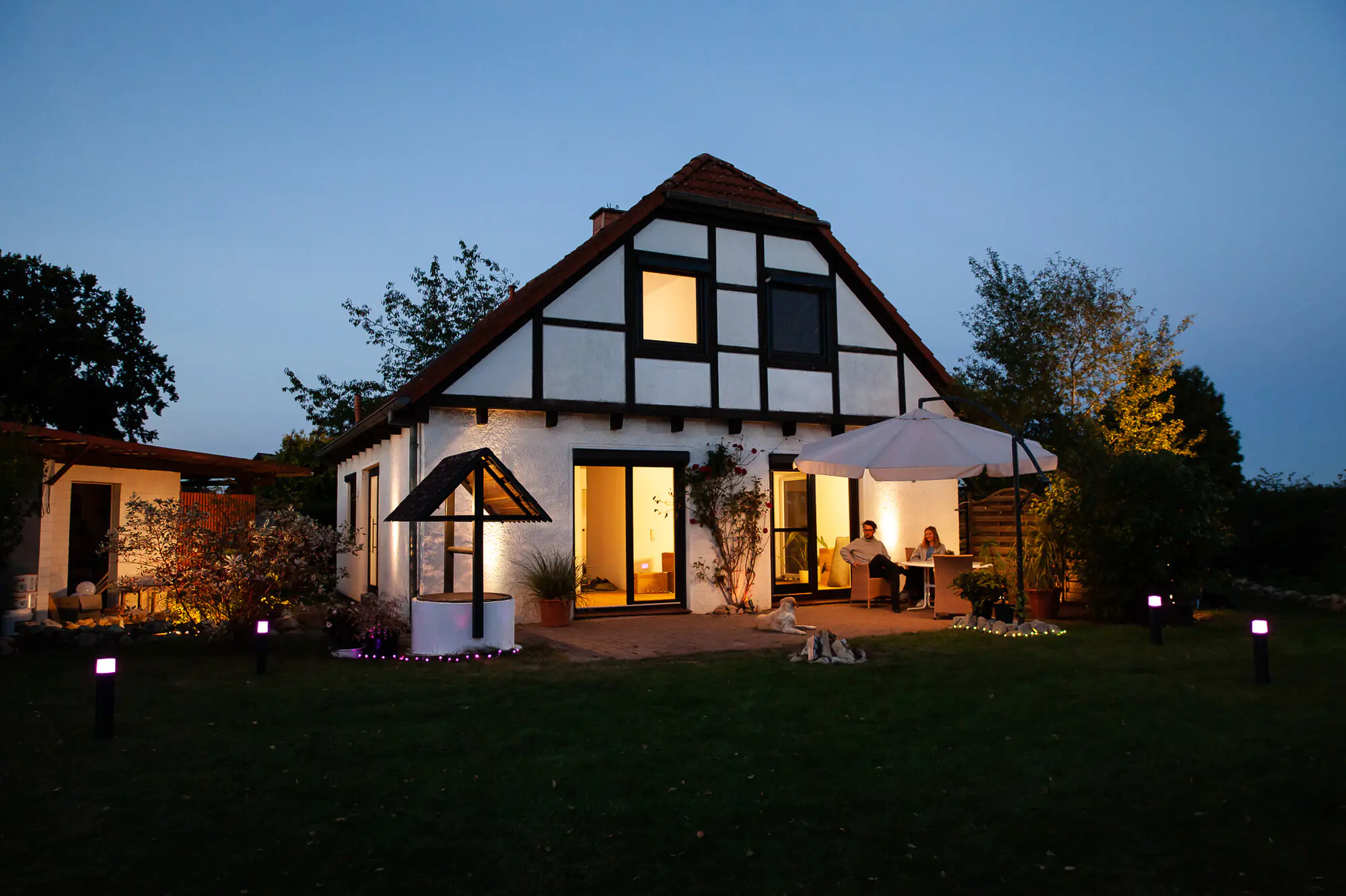 Ledvance LED Außen-Wandleuchte Smart+ WiFi Cube dunkelgrau Up- & Downlight