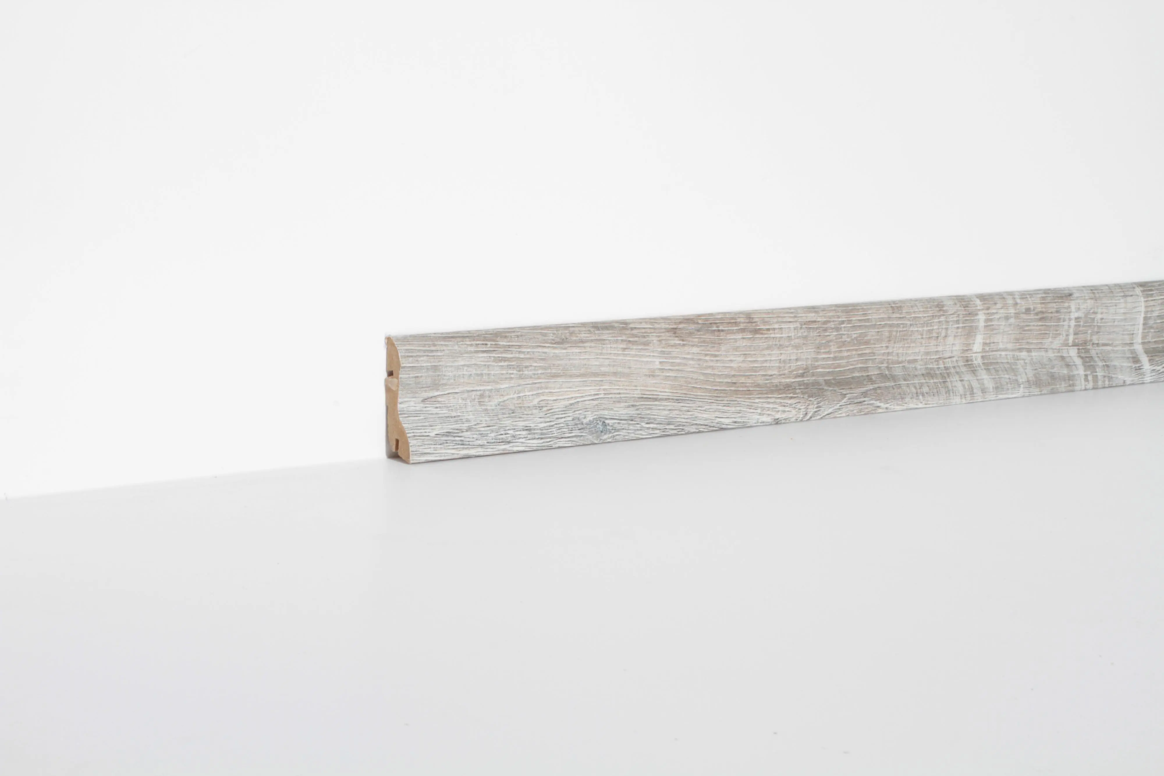 Classen Clip-Fußleiste 240 cm 40 x 20 mm Caesar Vintage