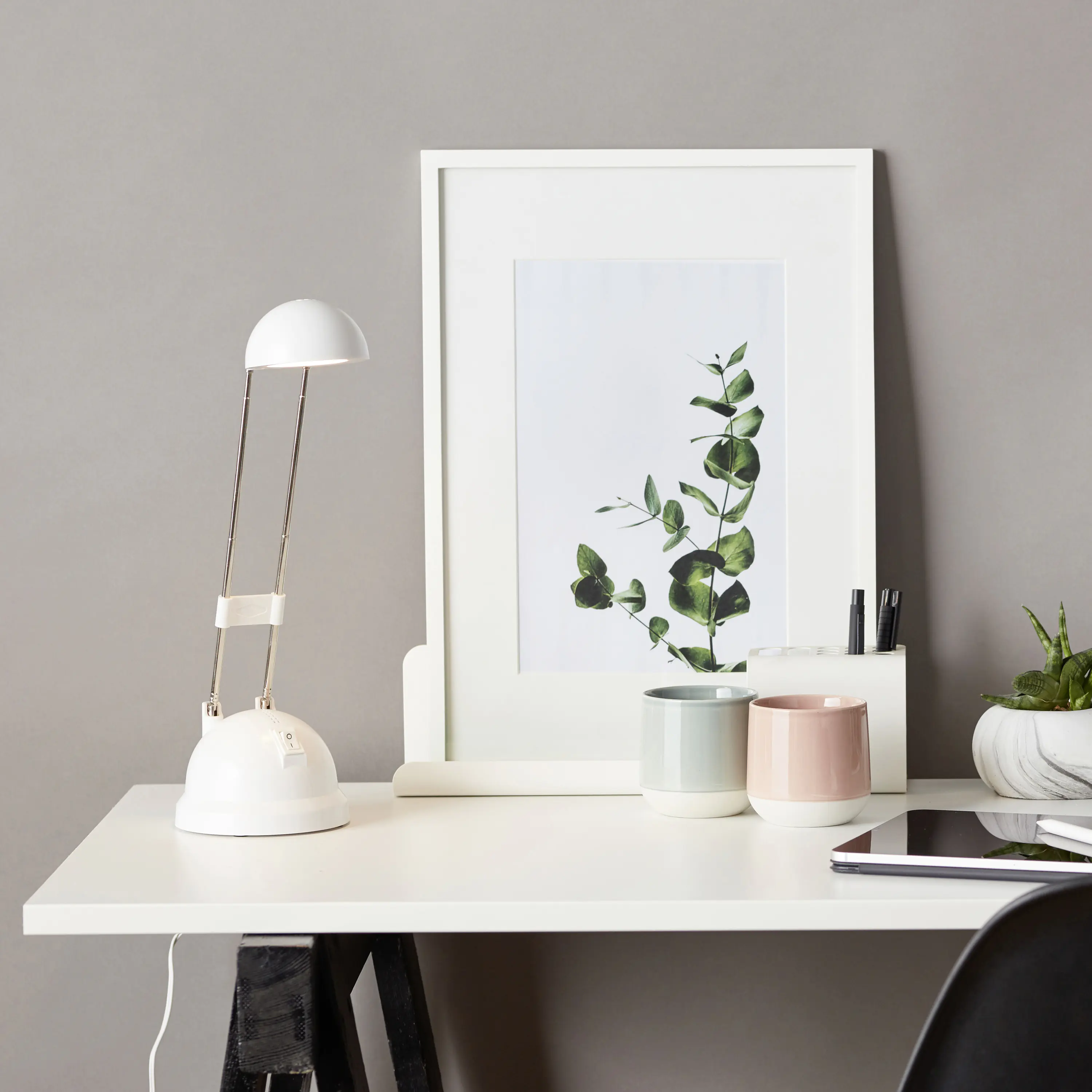 Brilliant LED Tischleuchte Katrina 20 x 11,5 cm 6 W, verstellbar, warmweiß