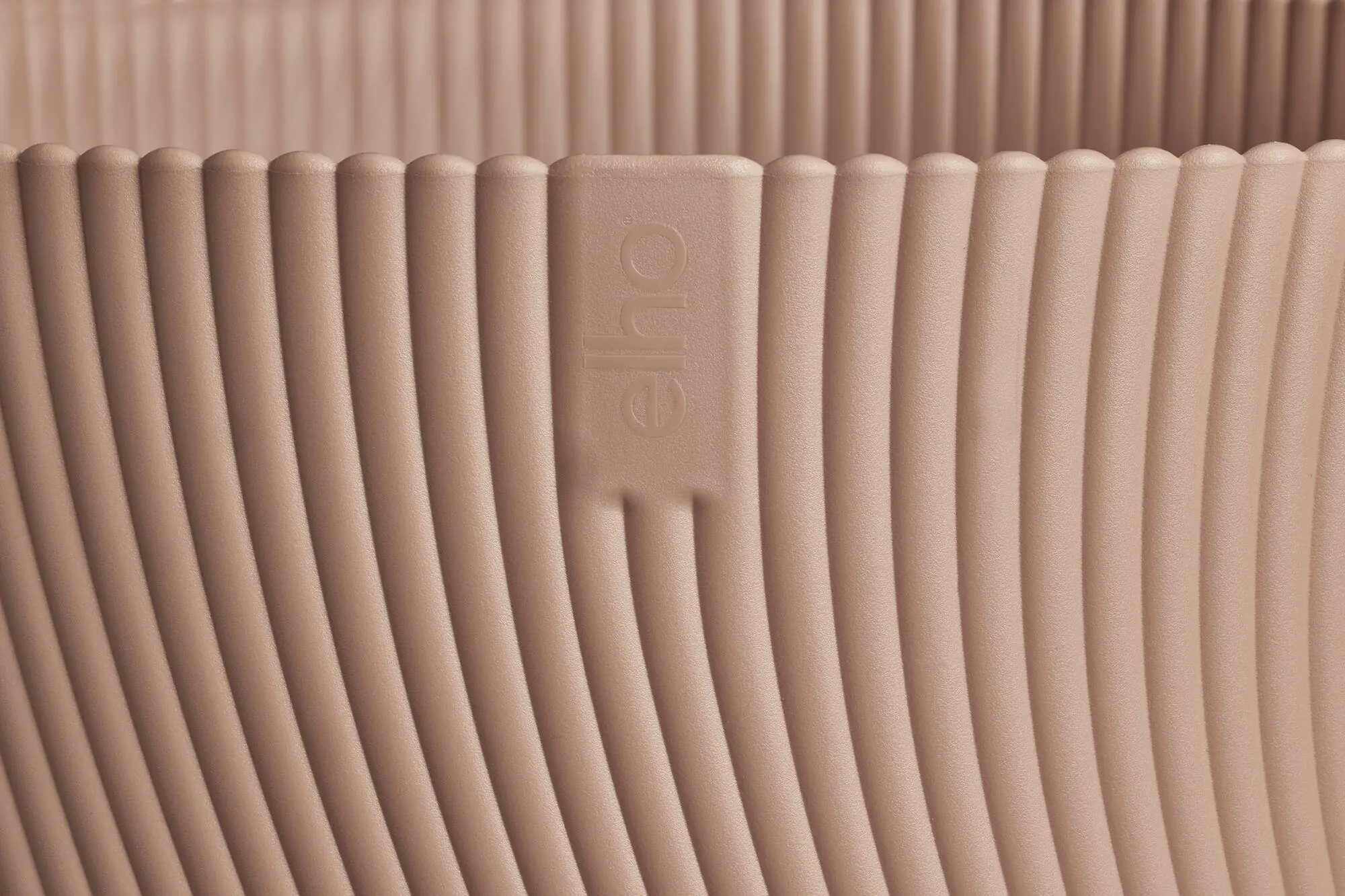 Elho Übertopf Sereh Kunststoff Ø 25 x 21 cm cool clay