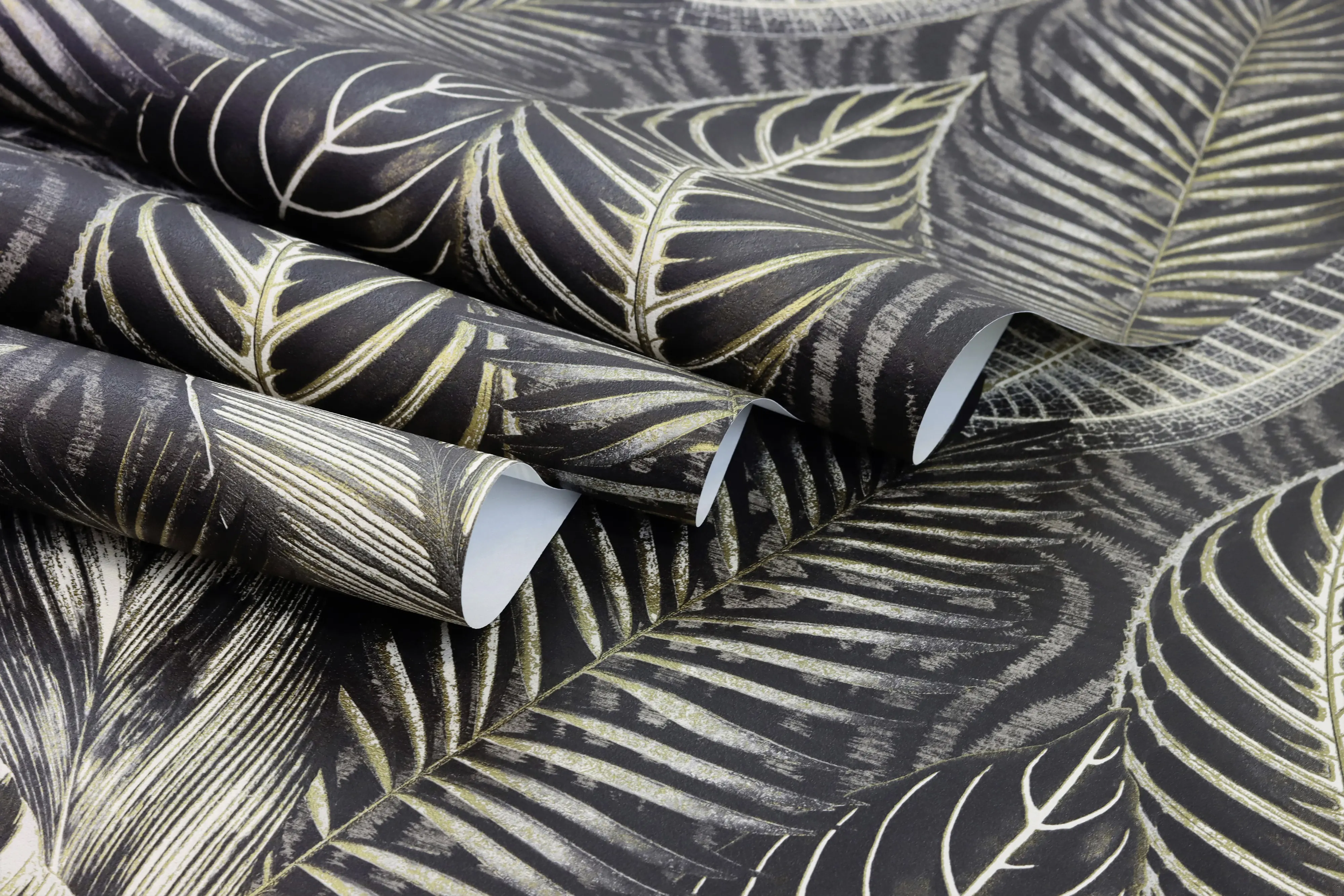 Rasch Vliestapete 751833 African Queen III, Blätter schwarz gold, 10,05 x 0,53 m