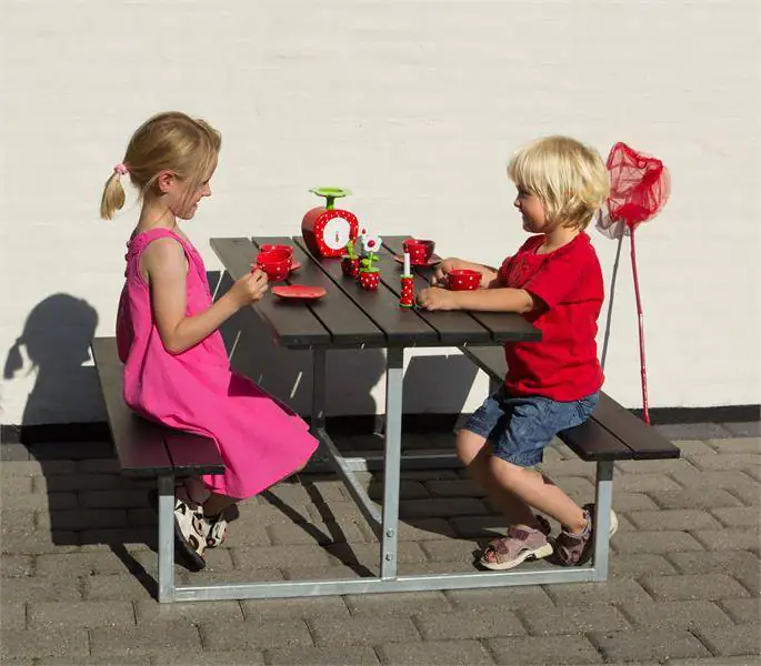 Plus Kindermöbel Basic 110 x 110 x 55 cm schwarz