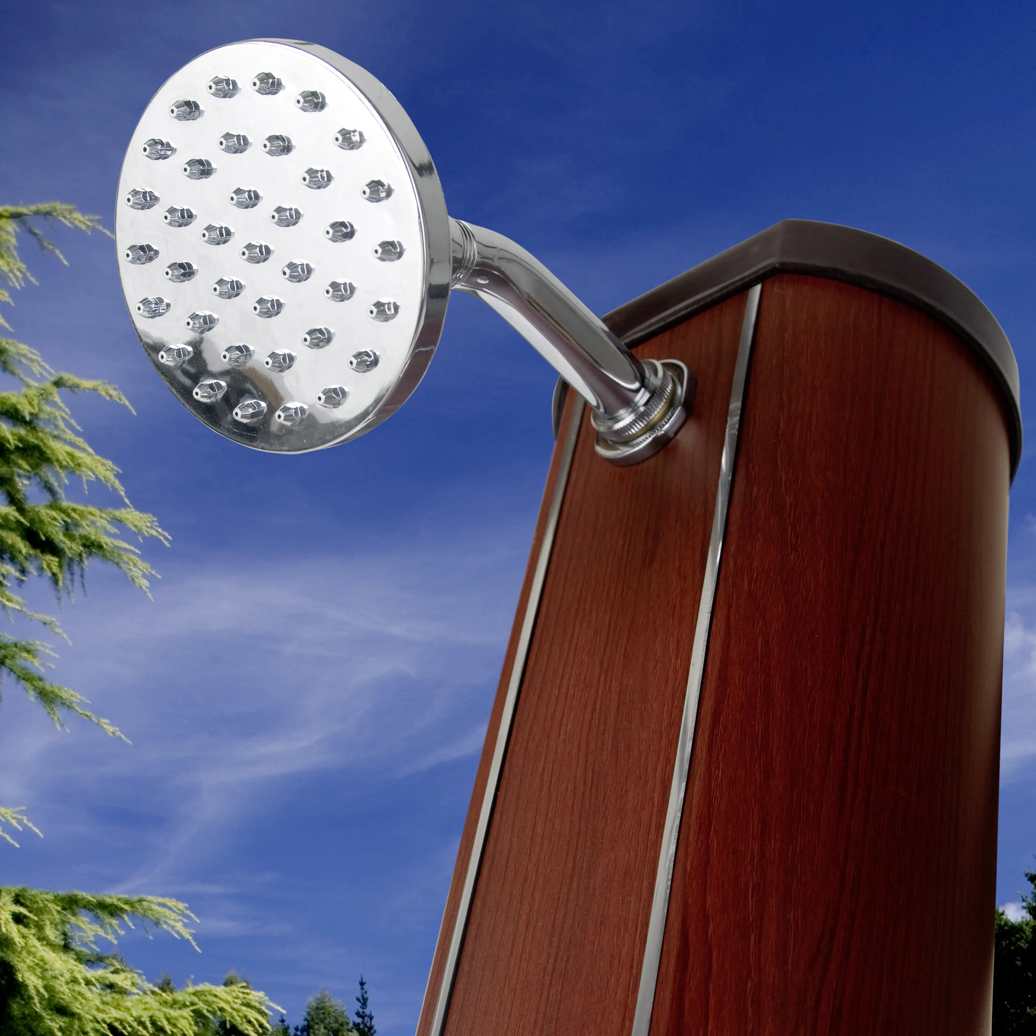 Gre Solarduche 32 Liter Holzoptik mit Fuß-Wasserhahn