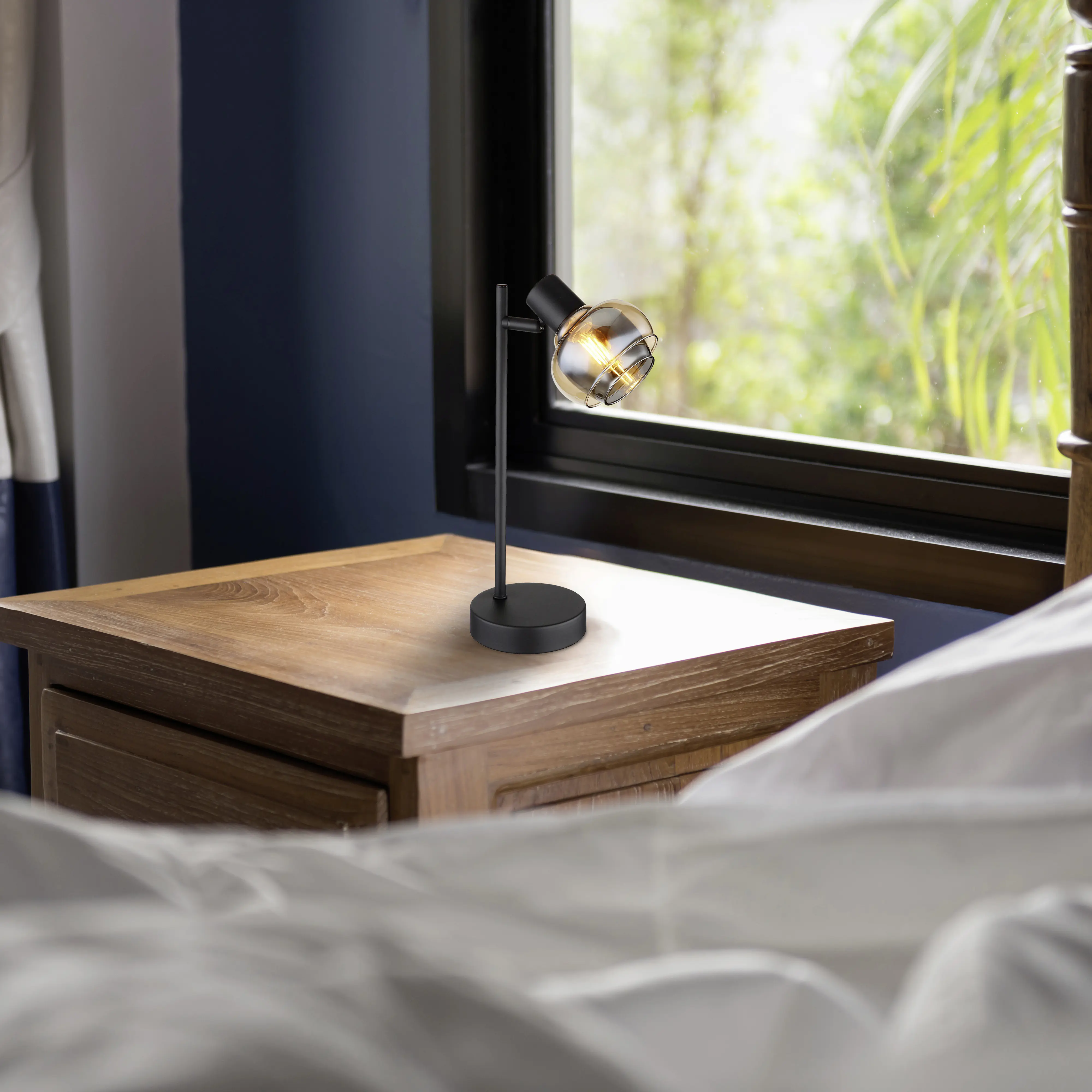 Globo Tischleuchte Tokki schwarz matt 14,5 x 14,5 x 35 cm E14 Globo Tischleuchte Tokki schwarz matt 14,5 x 14,5 x 35 cm E14