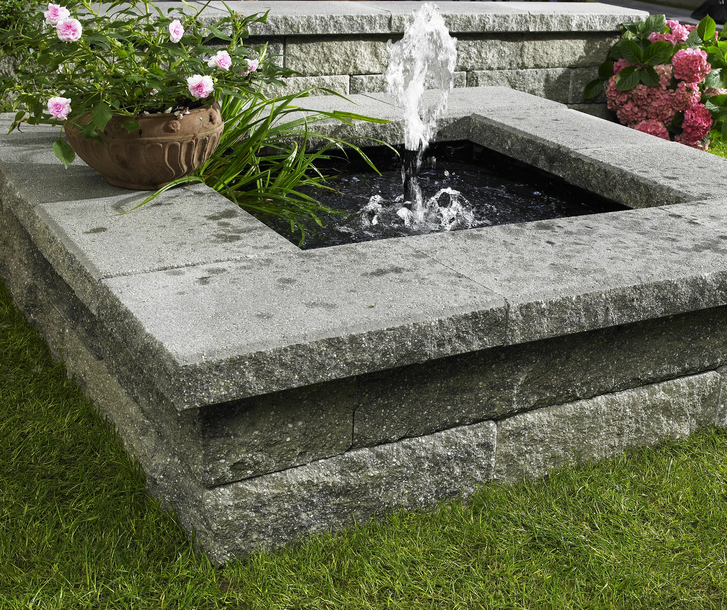 Kann Mauerstein Bruchstein 50 x 25 x 15 cm grau