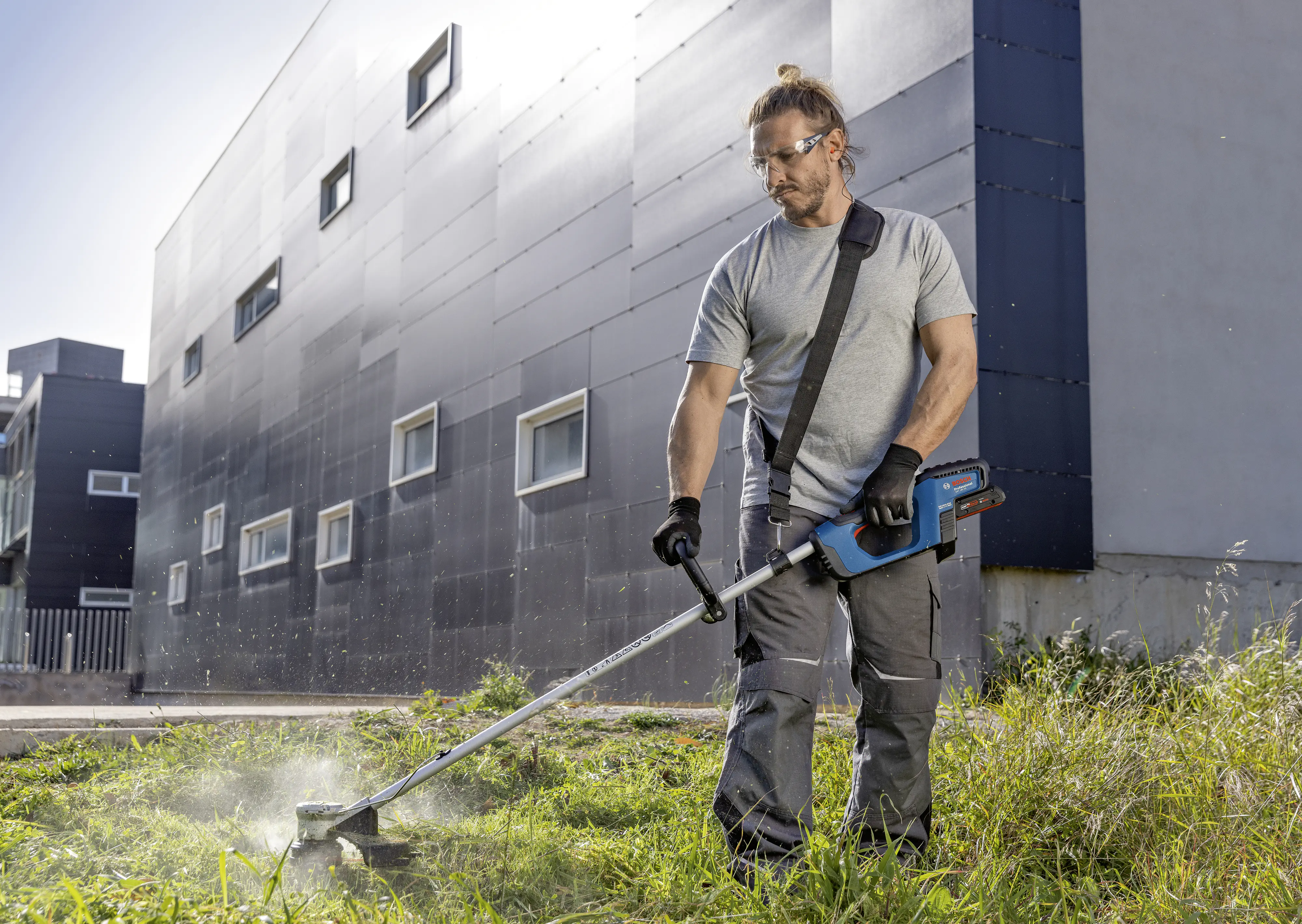 Bosch Professional Akku-Rasentrimmer GRT 18V-33 Solo Bosch Professional Akku-Rasentrimmer GRT 18V-33 Solo