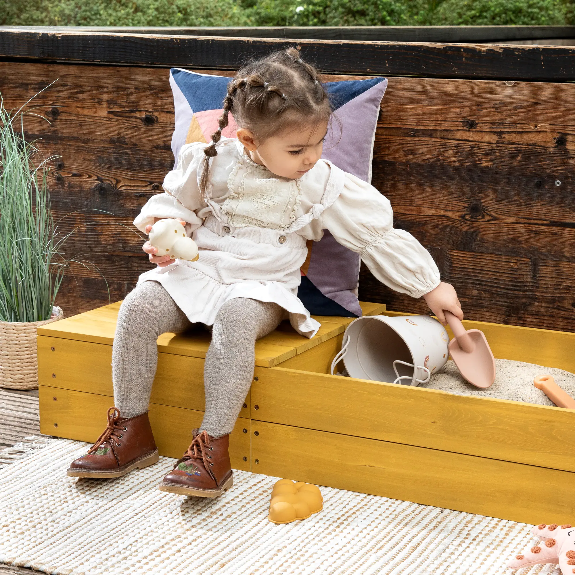 MUDDY BUDDY® Sandkasten Space Saver ocker