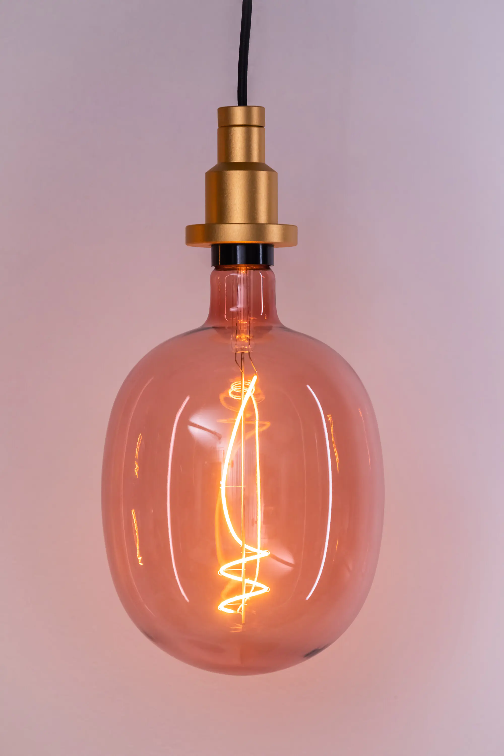 Ledvance LED Leuchtmittel Vintage 1906 Ballon15 E27 4,5 W dimmbar rosa Ledvance LED Leuchtmittel Vintage 1906 Ballon15 E27 4,5 W dimmbar rosa