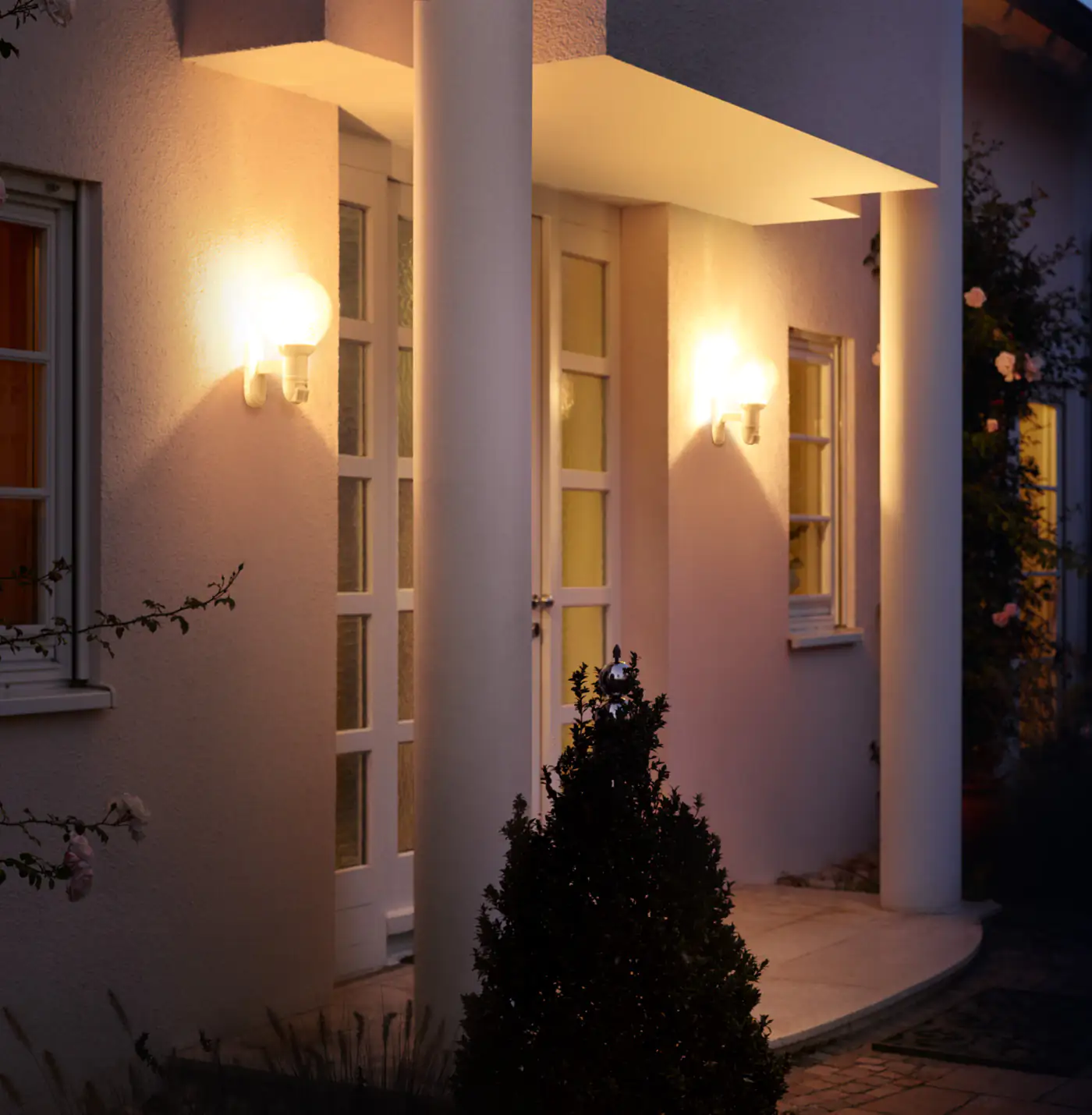 Steinel Außenleuchte L 560 S Weiß mit Sensor schwenkbar 12 m