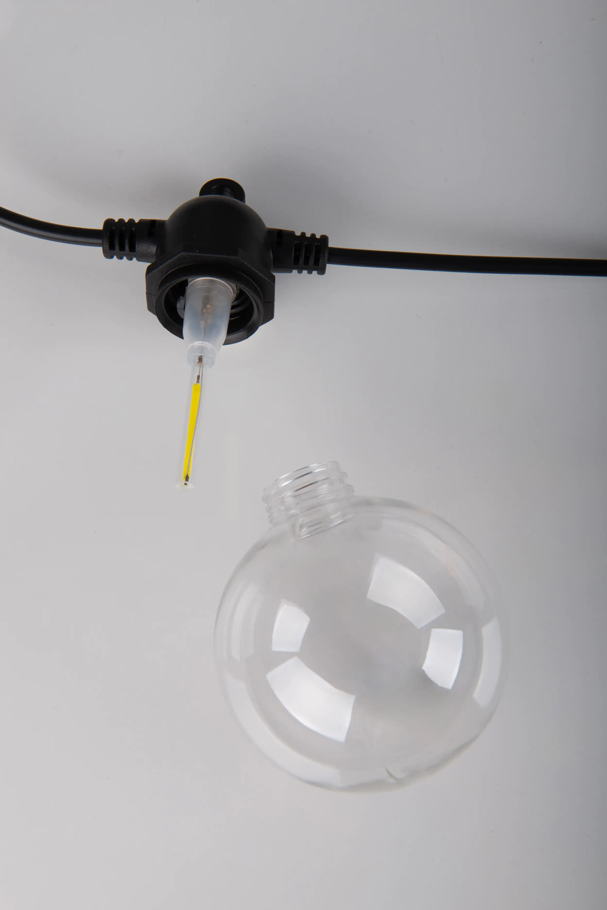 Light & More 10er LED Solar-Lichterkette 10 m mehrfarbig/neon Light & More 10er LED Solar-Lichterkette 10 m mehrfarbig/neon