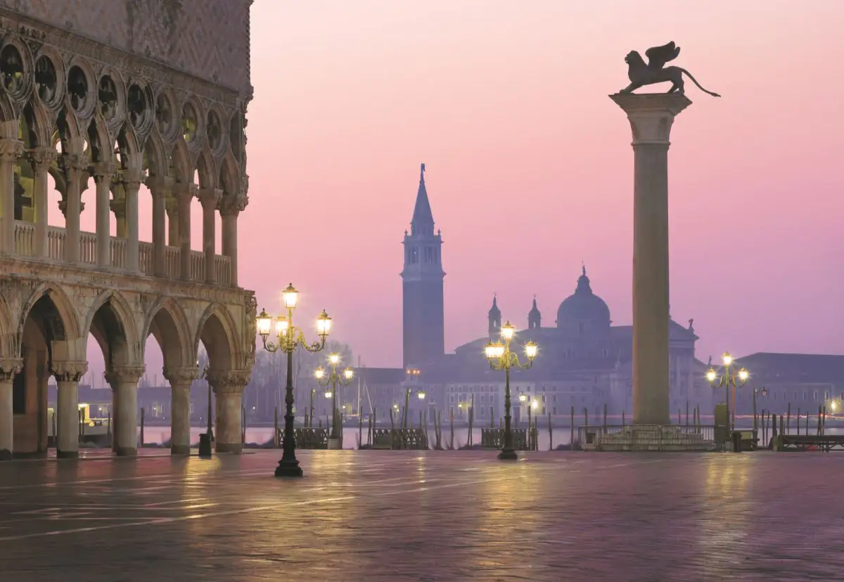 4036834089252 Komar Fototapete San Marco 368 x 254 cm