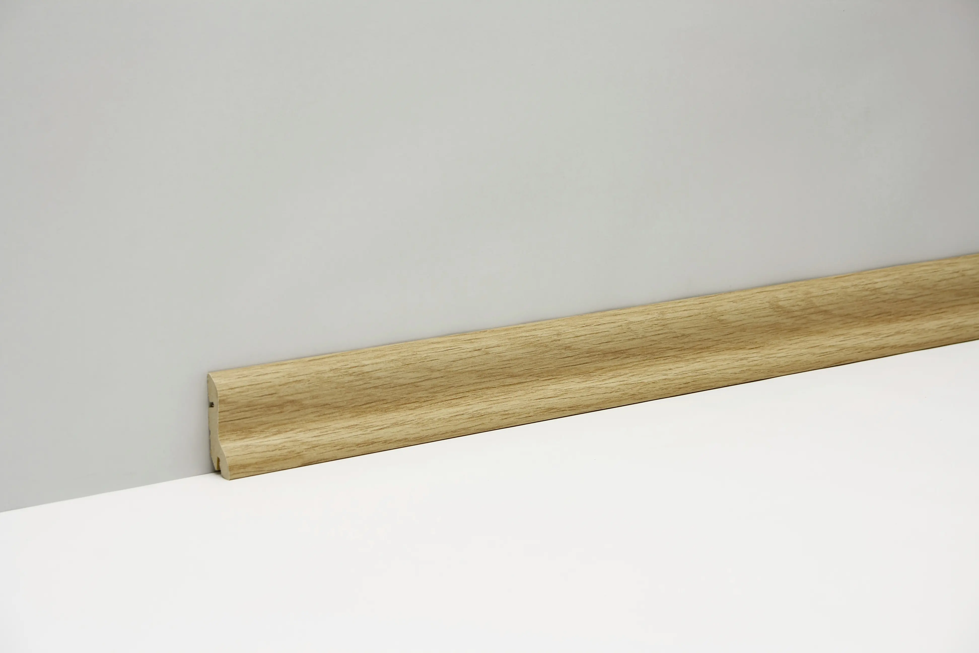 Classen Clip-Fußleiste 240 cm 40 x 20 mm Eiche Elegance natur