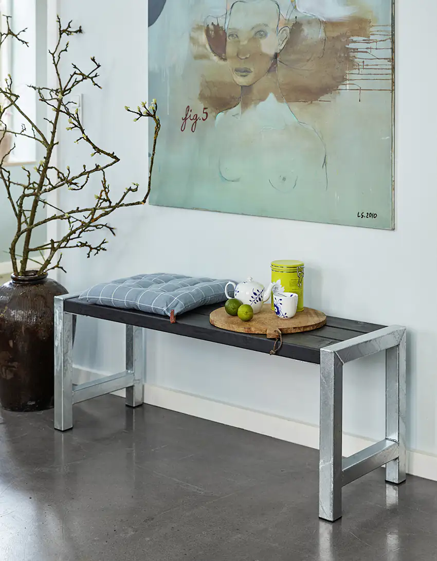 Plus Cafebank 127x38x45 cm   RAL 9005 Schwarz