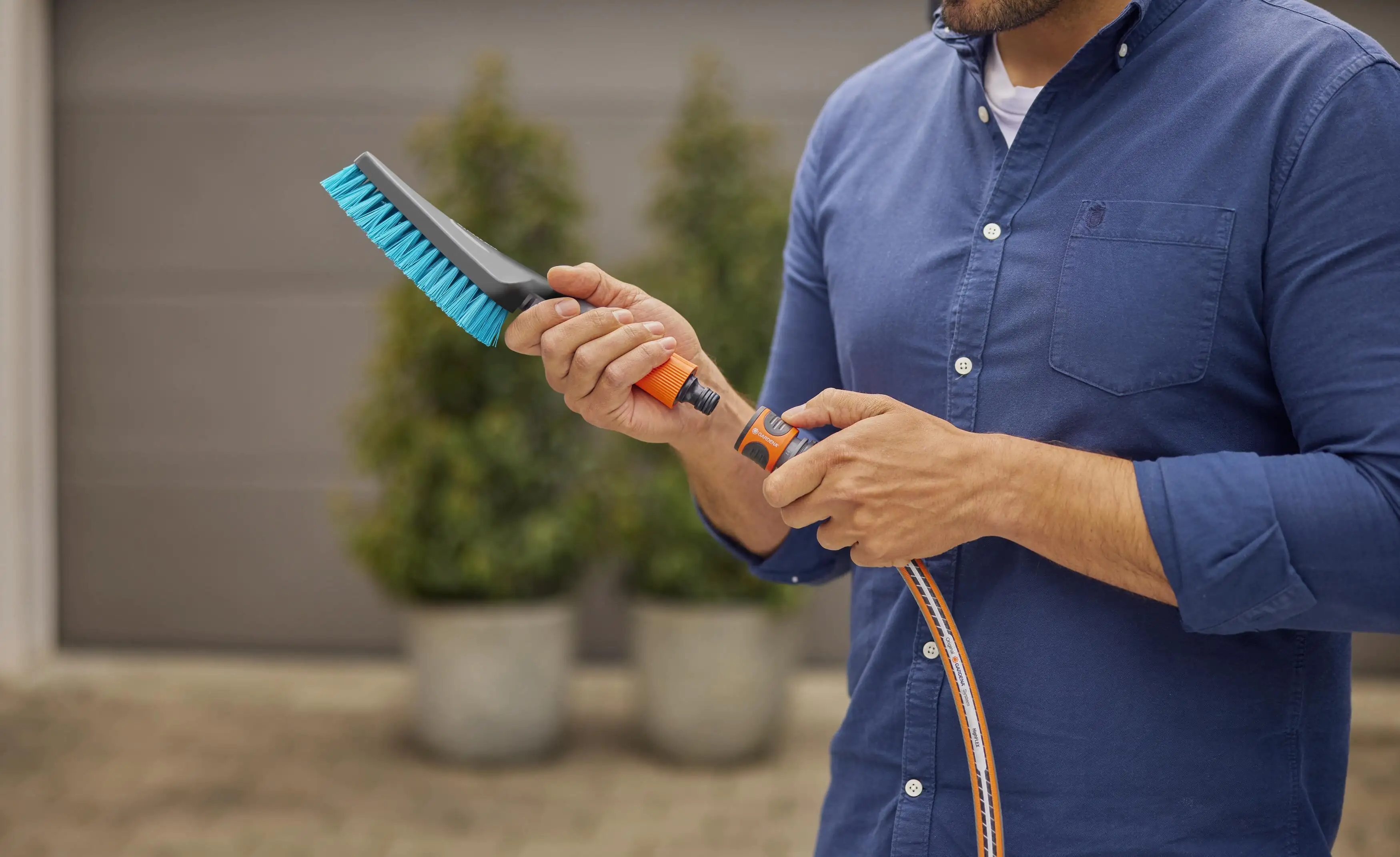 Gardena Cleansystem Handbürste S hard 29,9 cm Gardena Cleansystem Handbürste S hard 29,9 cm