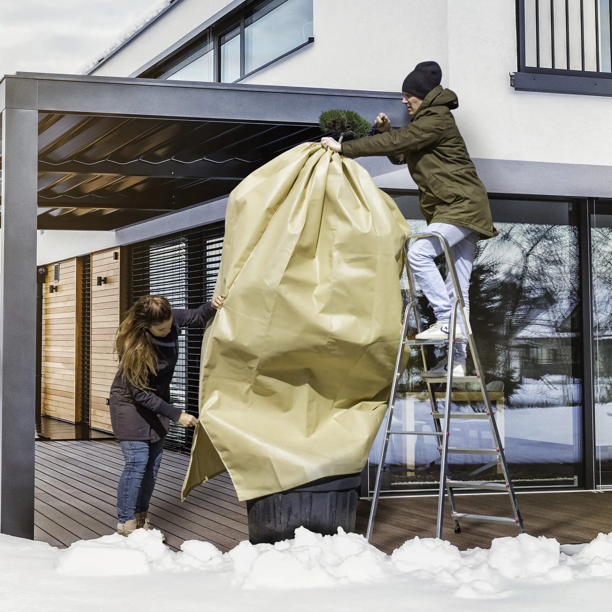 9003117074187 Windhager Vliesmantel Super-Protect XL 1,9 x 2,4 m, beige