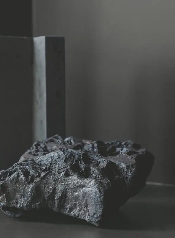 Alpina Feine Farben Wandfarbe No. 33 Stille des Vulkans - mystisches anthrazit 2,5 L