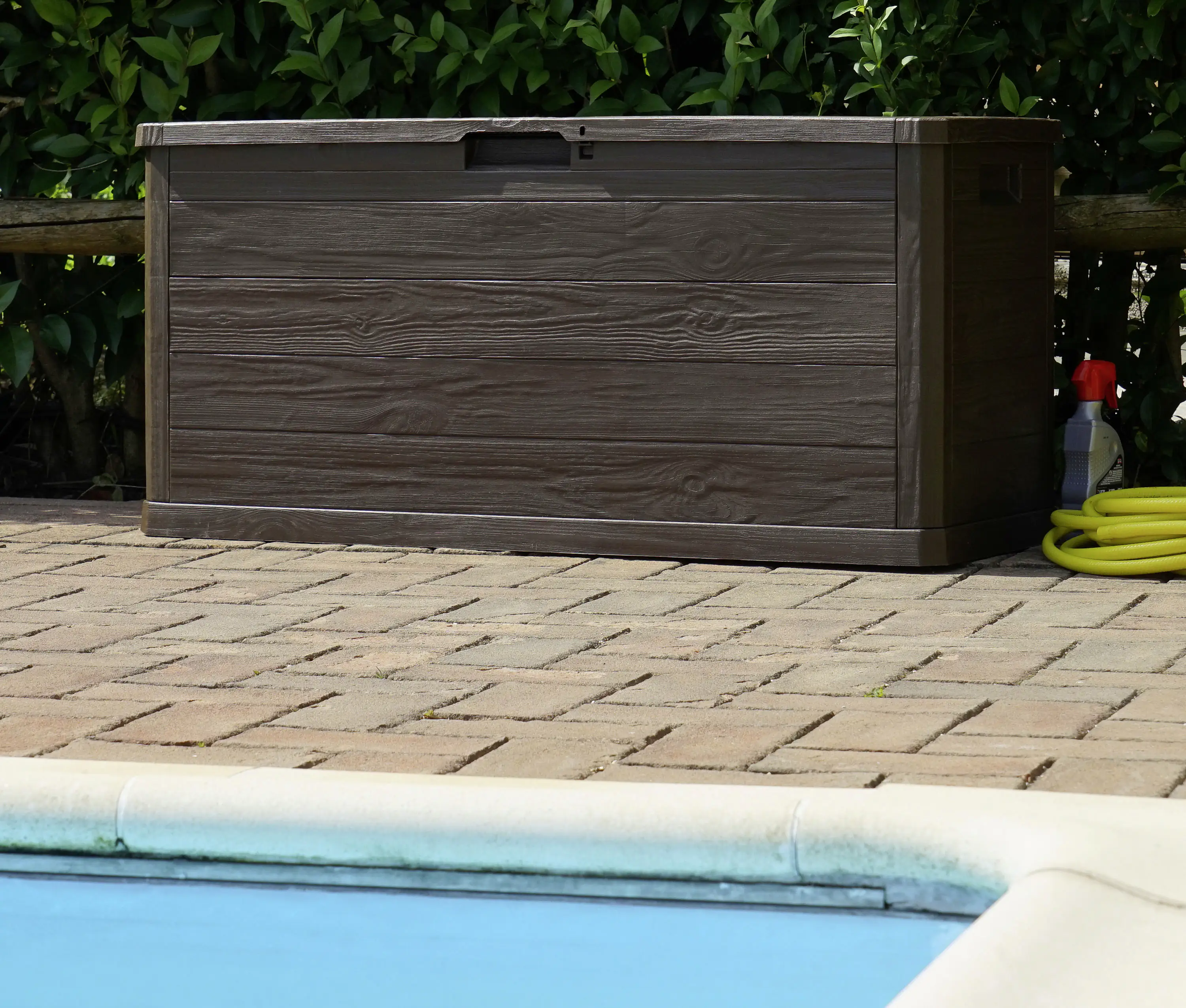 4055894586075_3169894 Dobar Gartentruhe aus Kunststoff braun 117 x 45 x 56 cm