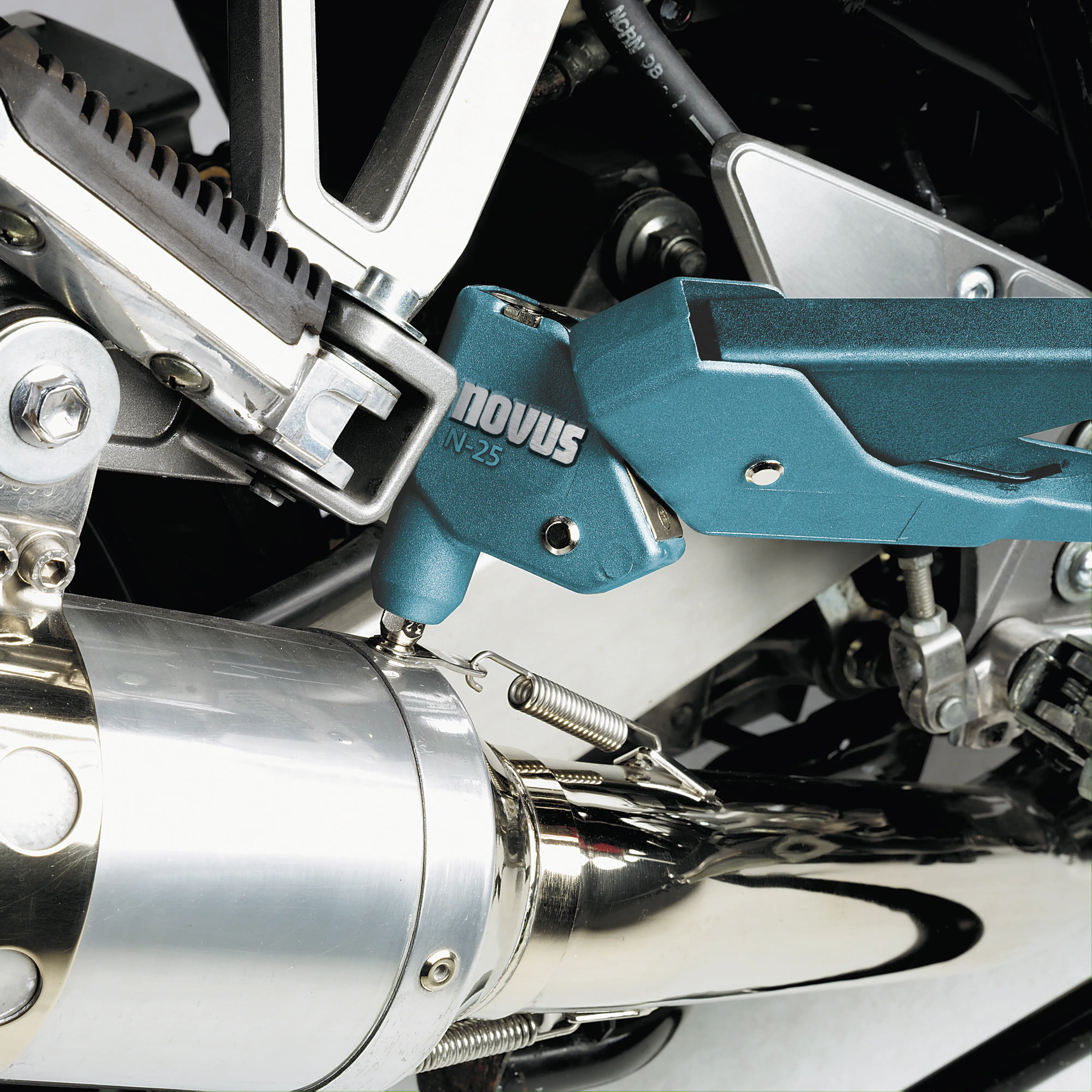 Novus Blindnietzange N-25 Blue 360° Schwenkkopf Novus Blindnietzange N-25 Blue 360° Schwenkkopf