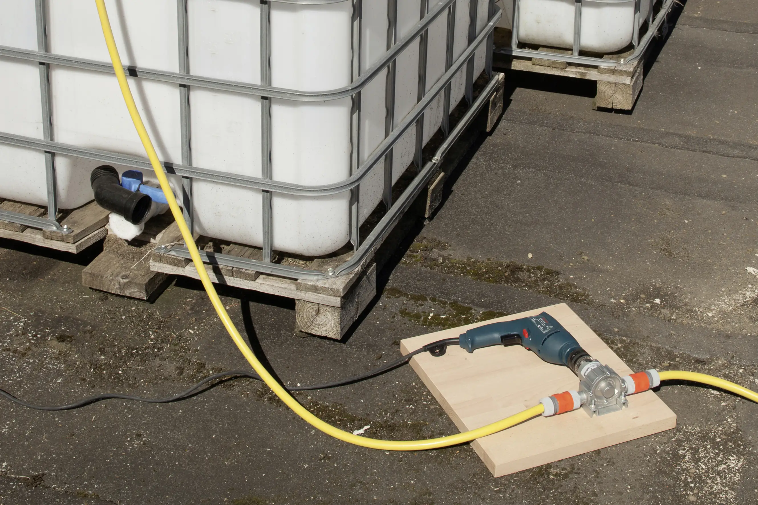 Wolfcraft Bohrmaschinen-Pumpe 3000 l/h Metallgehäuse Wolfcraft Bohrmaschinen-Pumpe 3000 l/h Metallgehäuse