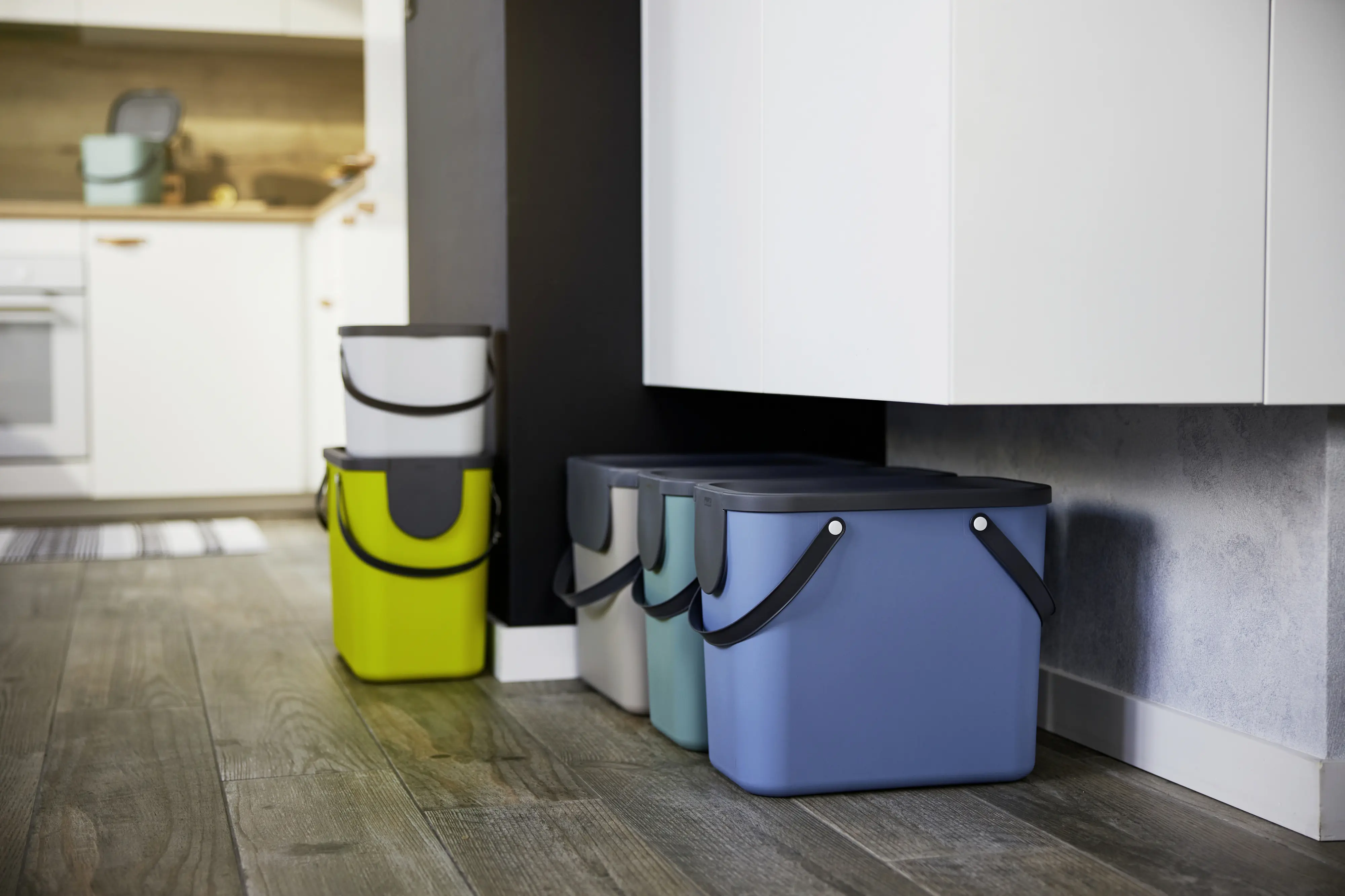 Rotho Mülltrennungssystem Albula 25 L lime grün Recyclingbehälter Rotho Mülltrennungssystem Albula 25 L lime grün Recyclingbehälter