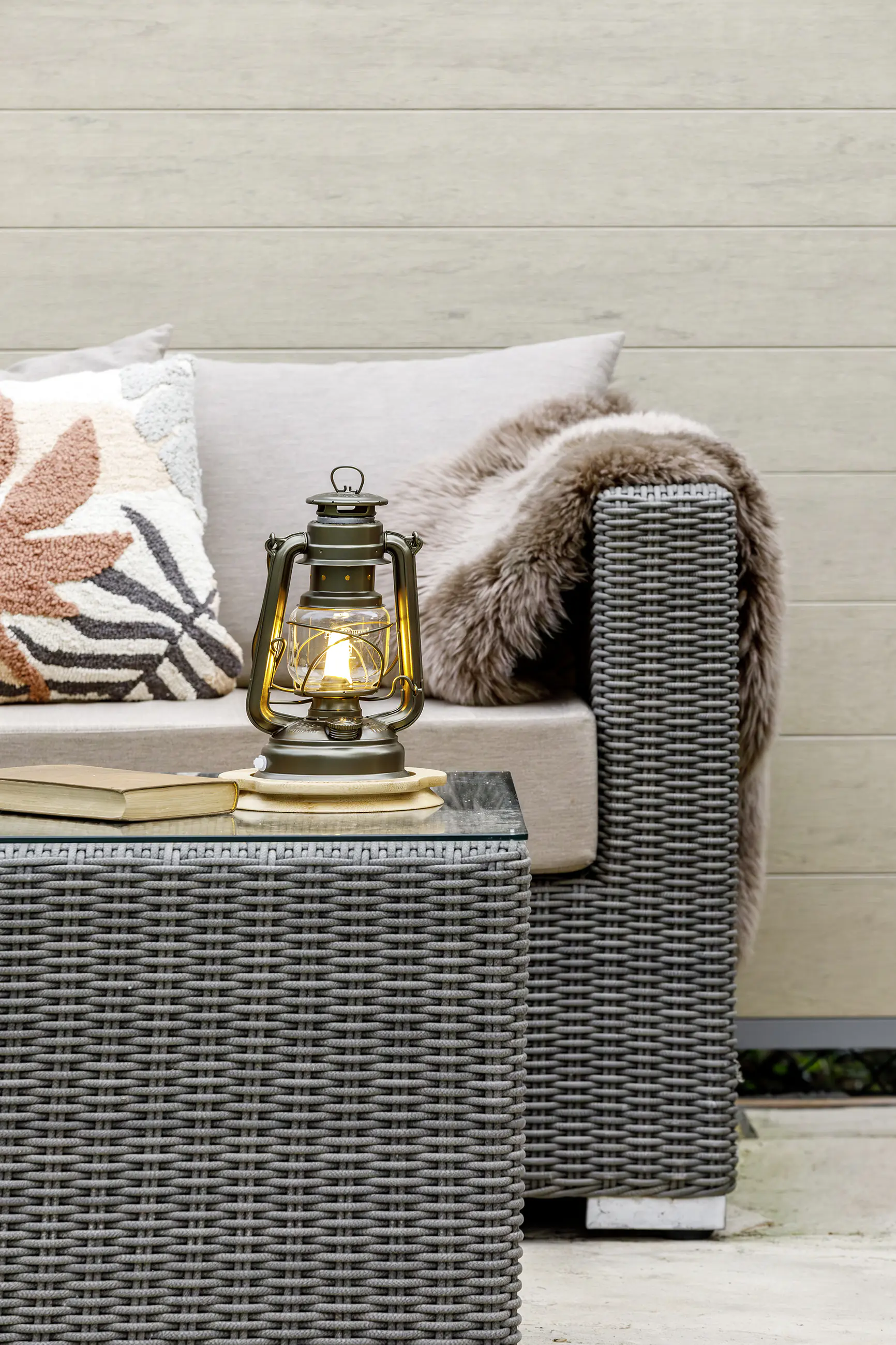 Feuerhand LED Laterne Baby Special 276 olive