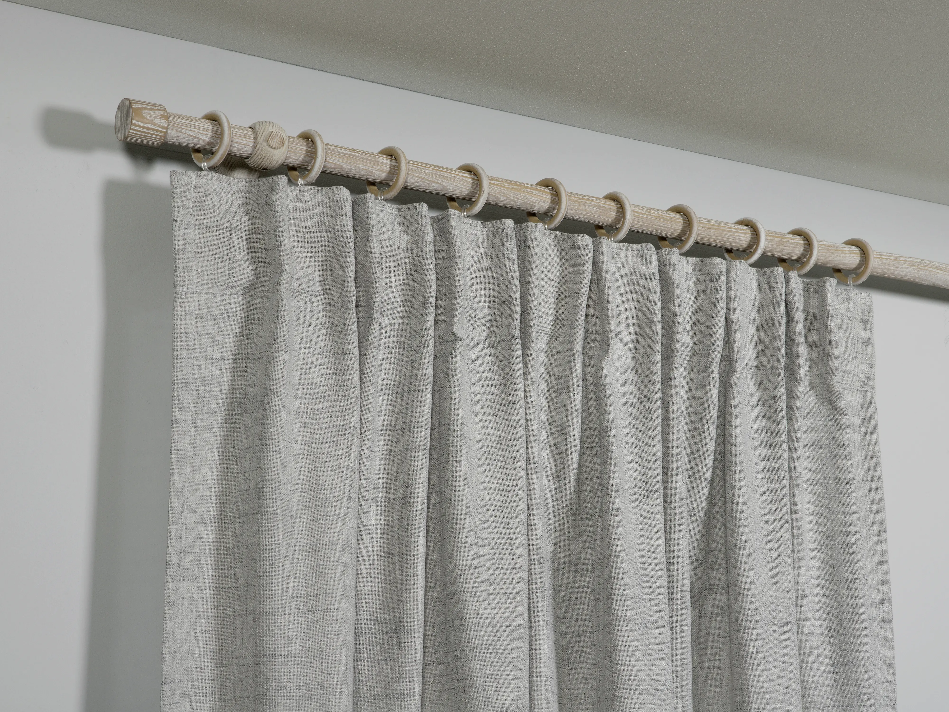 Gardinia Holz-Gardinenstangen-Set Shorty 1-Lauf Ø 25 mm Castell-Eiche 160 cm Gardinia Holz-Gardinenstangen-Set Shorty 1-Lauf Ø 25 mm Castell-Eiche 160 cm