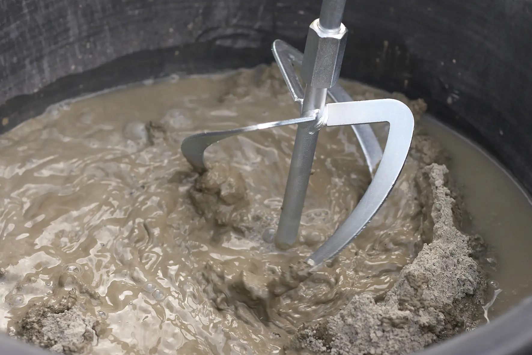 Meister Handrührwerk 1400 W M14 Aufnahme Drehzahl: 0-760 min-1 Meister Handrührwerk 1400 W M14 Aufnahme Drehzahl: 0-760 min-1