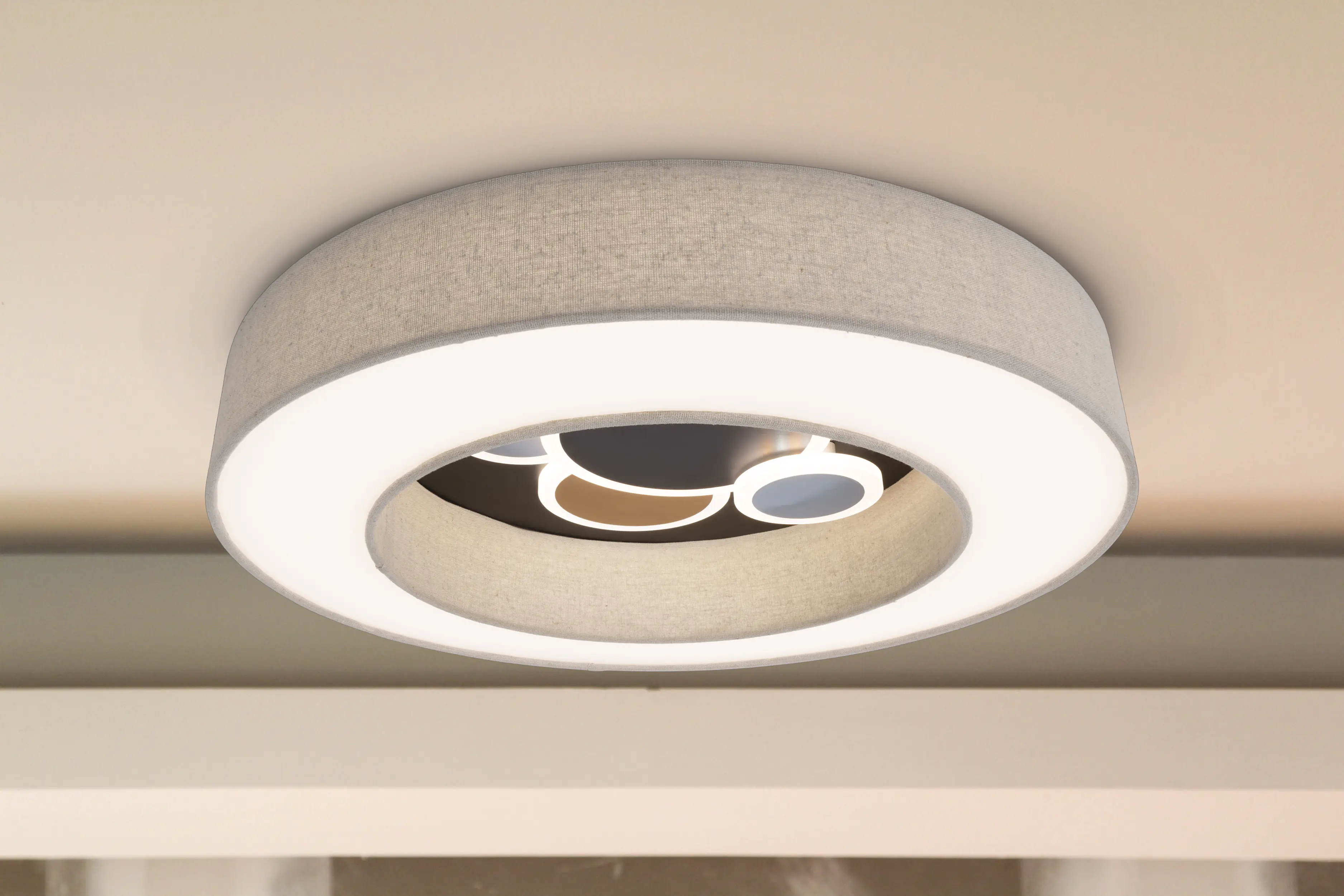 Light & More LED Deckenleuchte Leano 40 W Stoff beige 