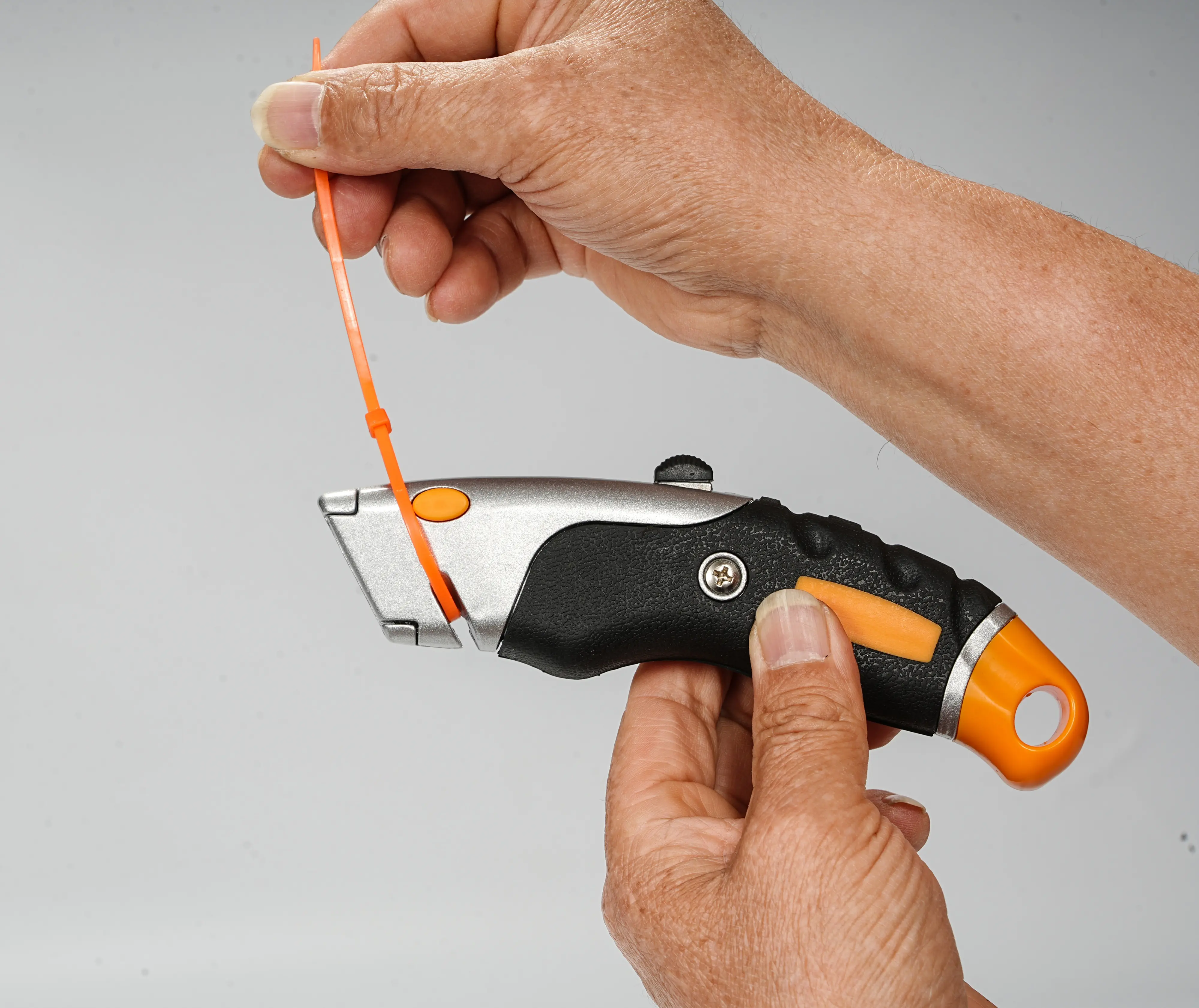 Primaster Universalmesser mit 6 Klingen