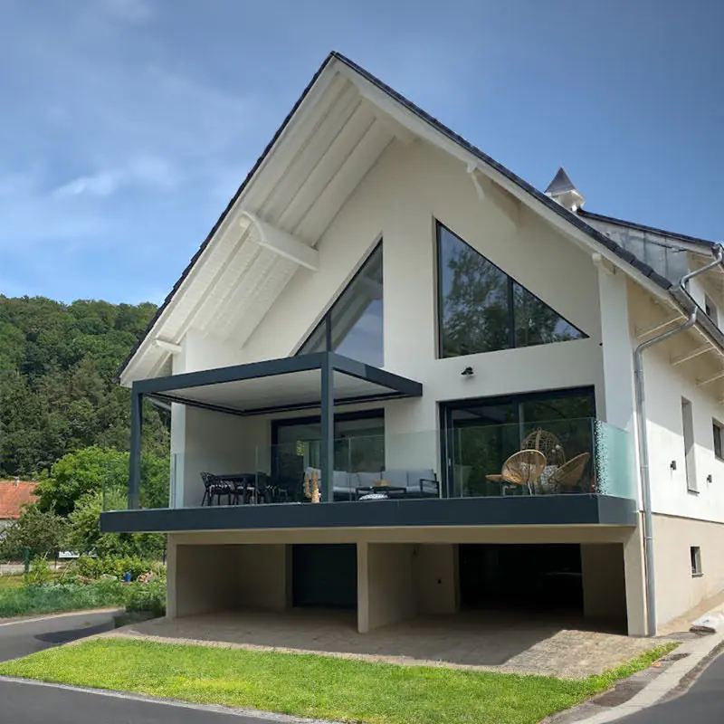 Lamellen Terrassenüberdachung 480 x 367,1 x 273 cm grau-weiß