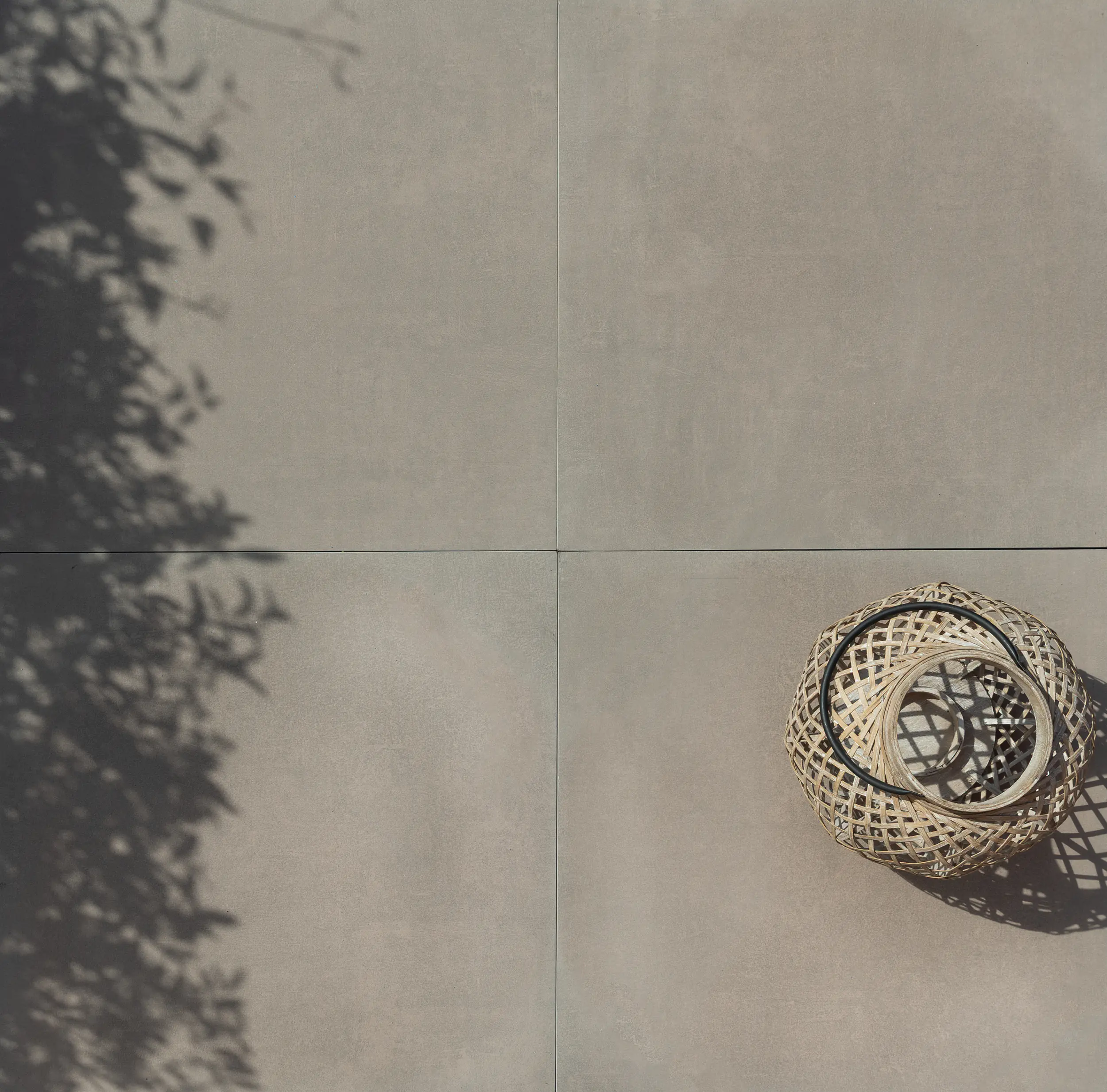 Terrassenplatte Tribeca Taupe 60 x 60 x 2 cm grau