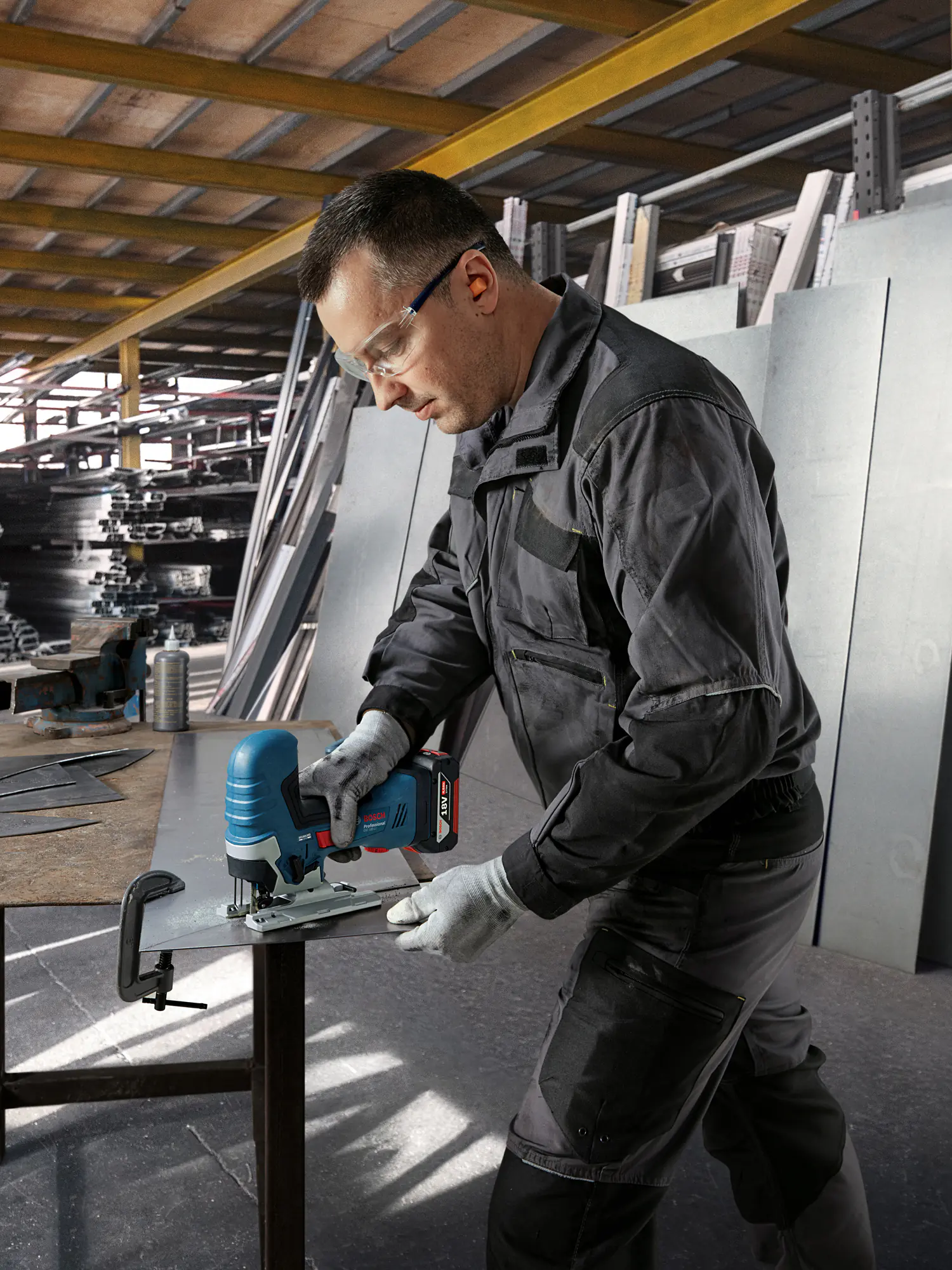 Bosch Professional Akku-Stichsäge GST 18V-125 B Solo Bosch Professional Akku-Stichsäge GST 18V-125 B Solo