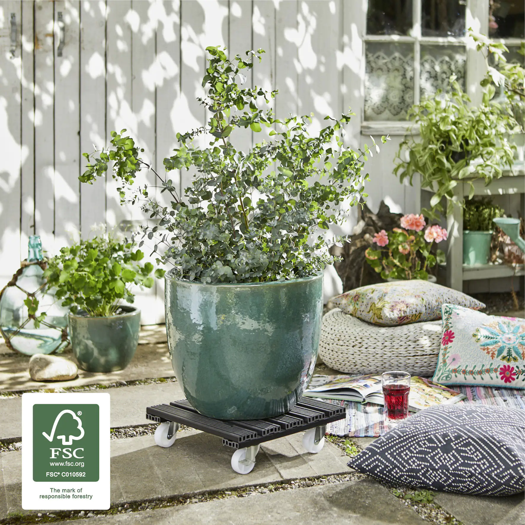 WAGNER Pflanzenroller WPC eckig 38,5 x 38,5 cm Tragkraft bis max. 120 kg