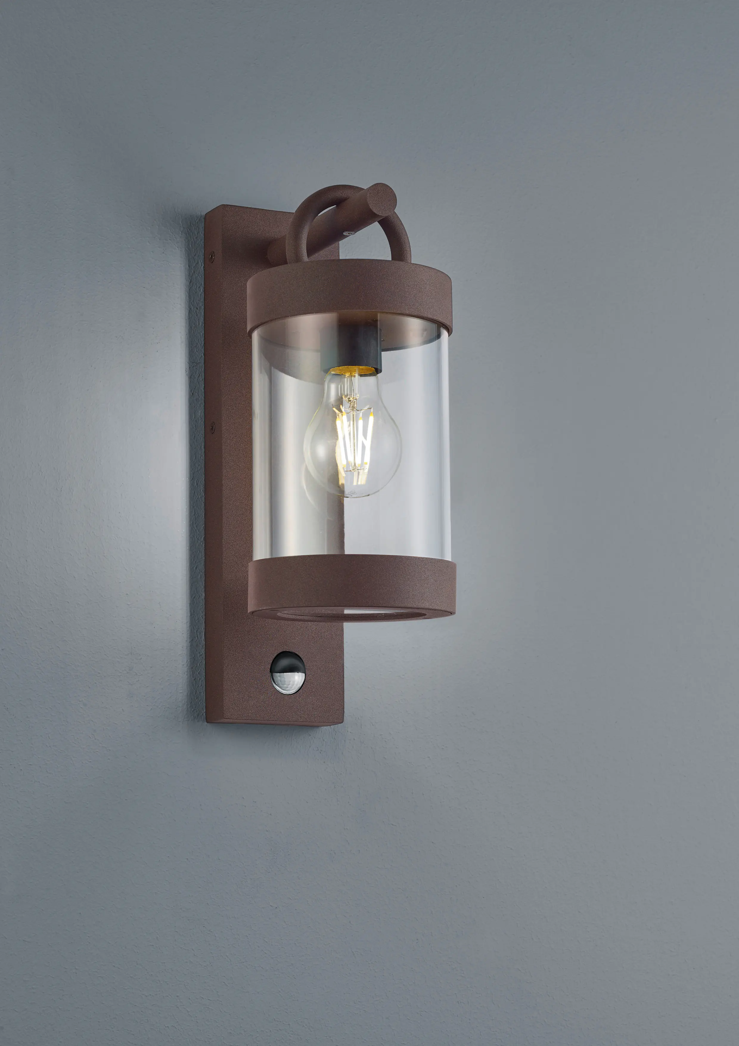 Trio Außen-Wandleuchte Sambesi rost mit Bewegungsmelder