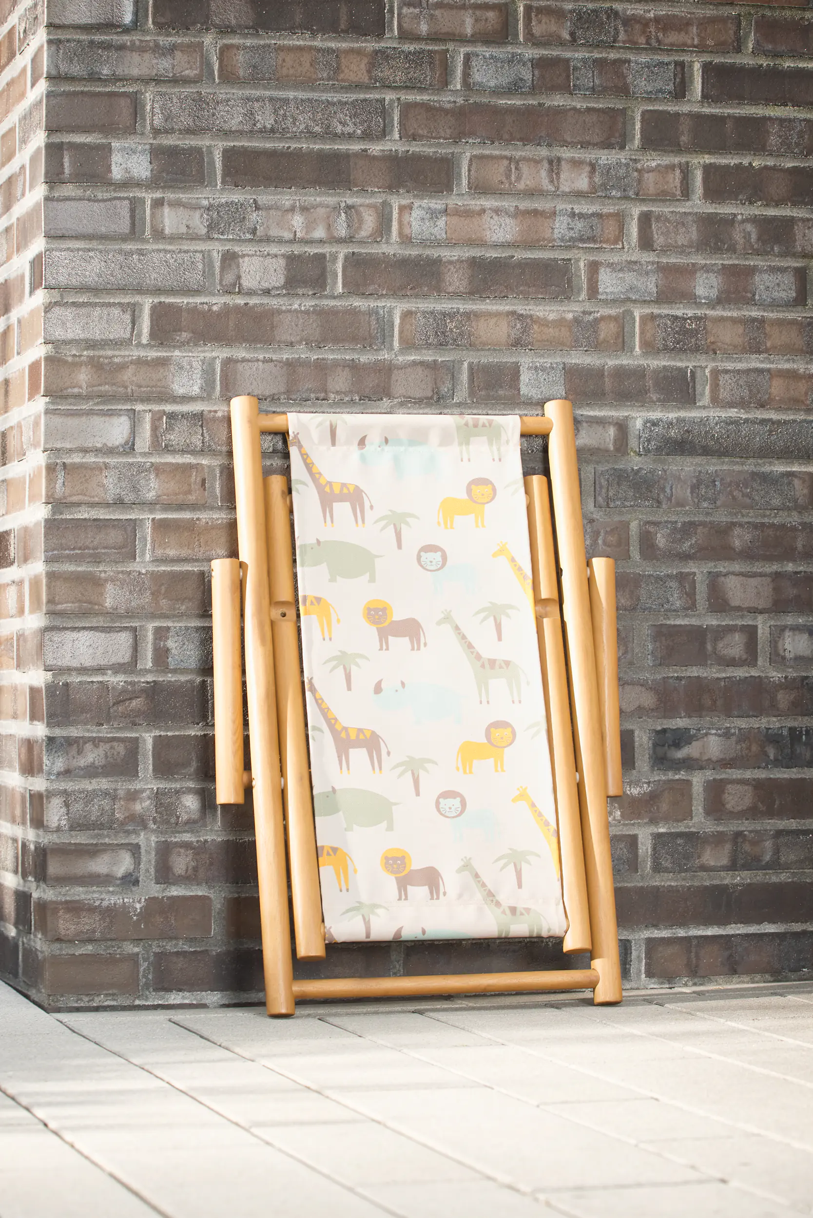 Primaster Liegestuhl für Kinder Leni klappbar bunt