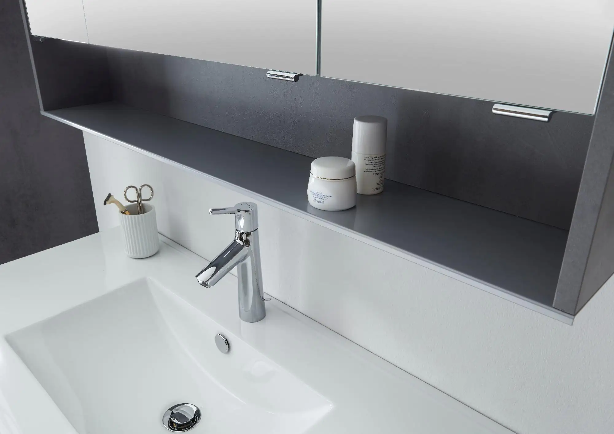 Pelipal Badmöbel-Set 6040 Glas Weiß/Oxid Dunkelgrau mit Keramikwaschtisch + LED-Leuchte 101 cm