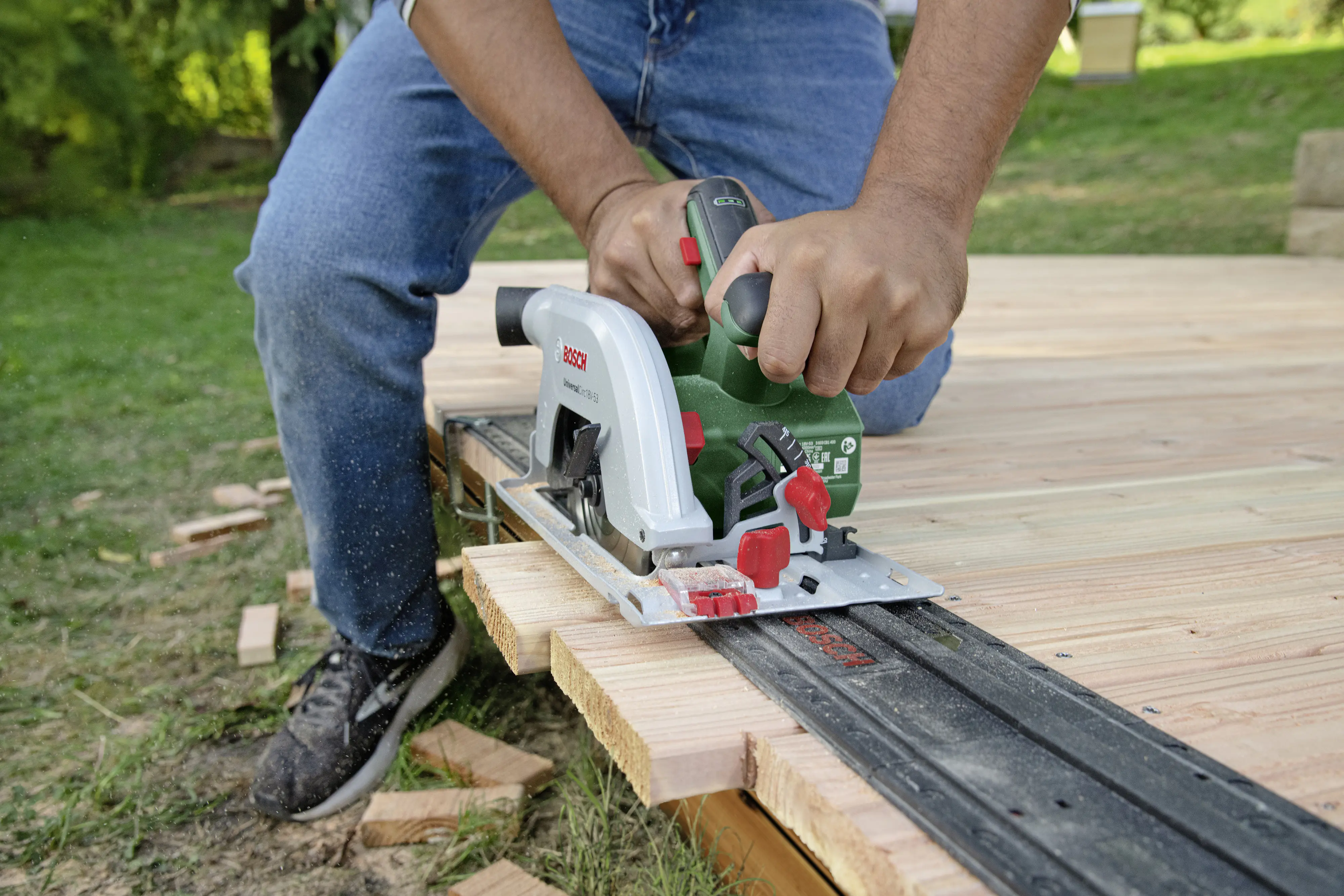 Bosch Akku-Kreissäge UniversalCirc 18V-53 Solo