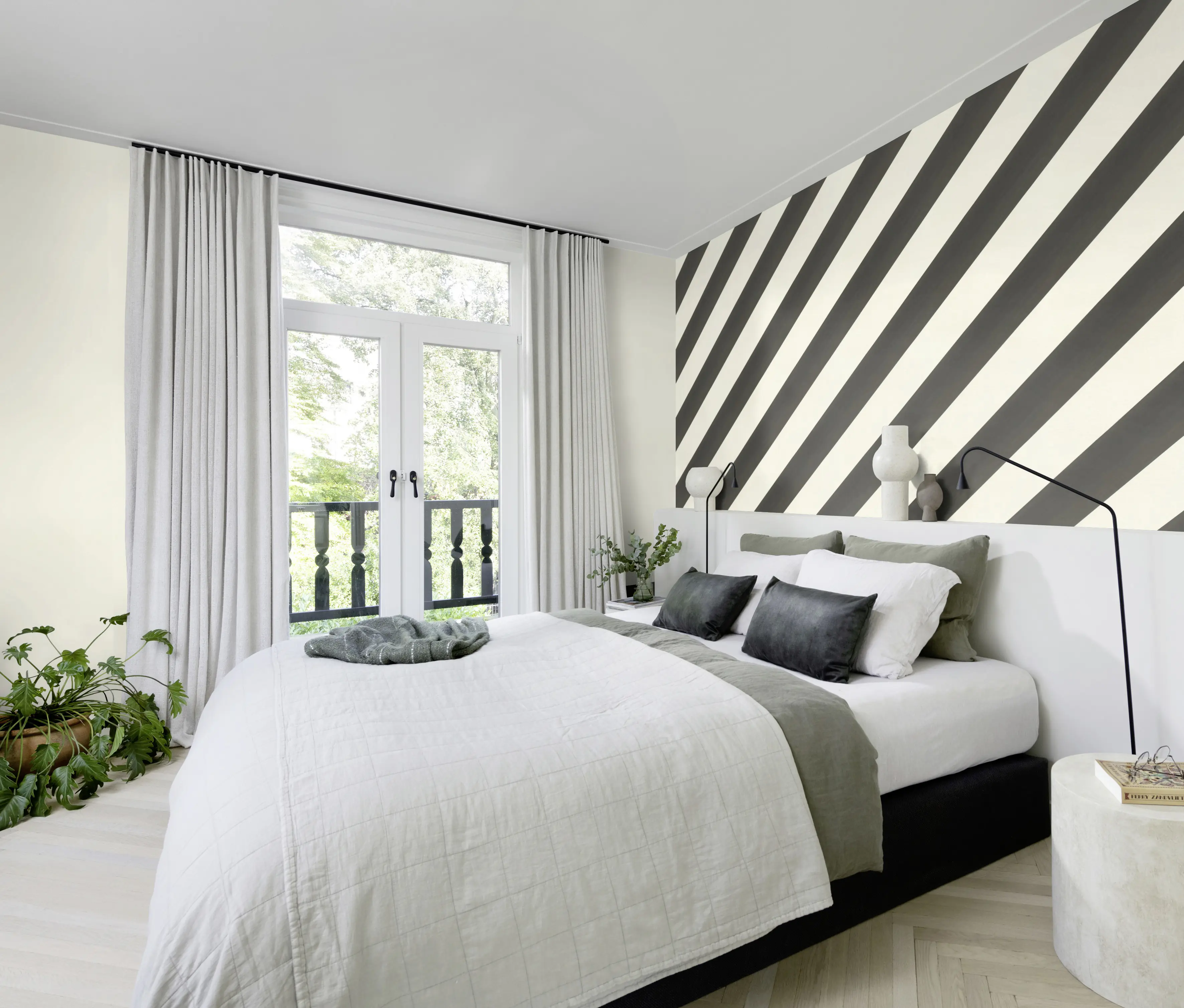 Rasch Vliestapete 752632 Weiß-Cremeweiß Uni 10,05 m x 0,53 m