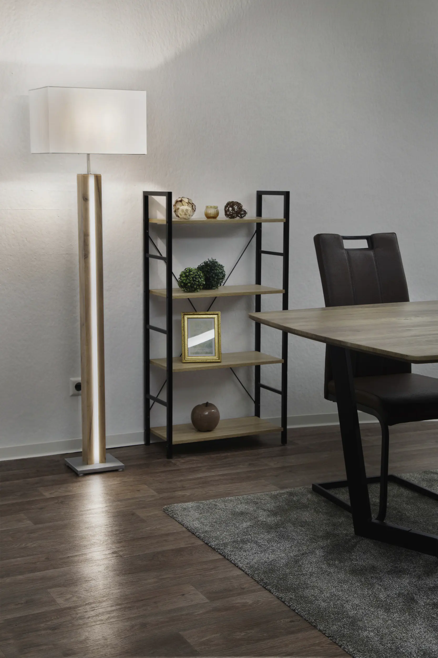 Globo Stehleuchte Forest 150 cm holzoptik hell