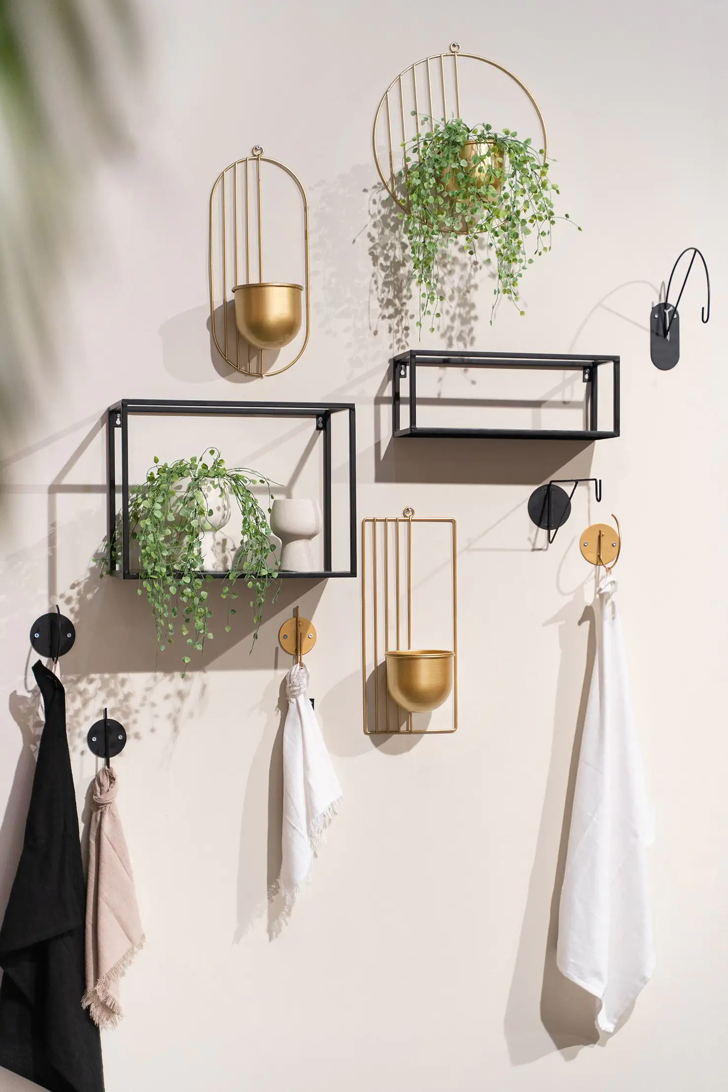 Mica Decorations Wandhaken Idse 20 x 6 x 22 cm schwarz