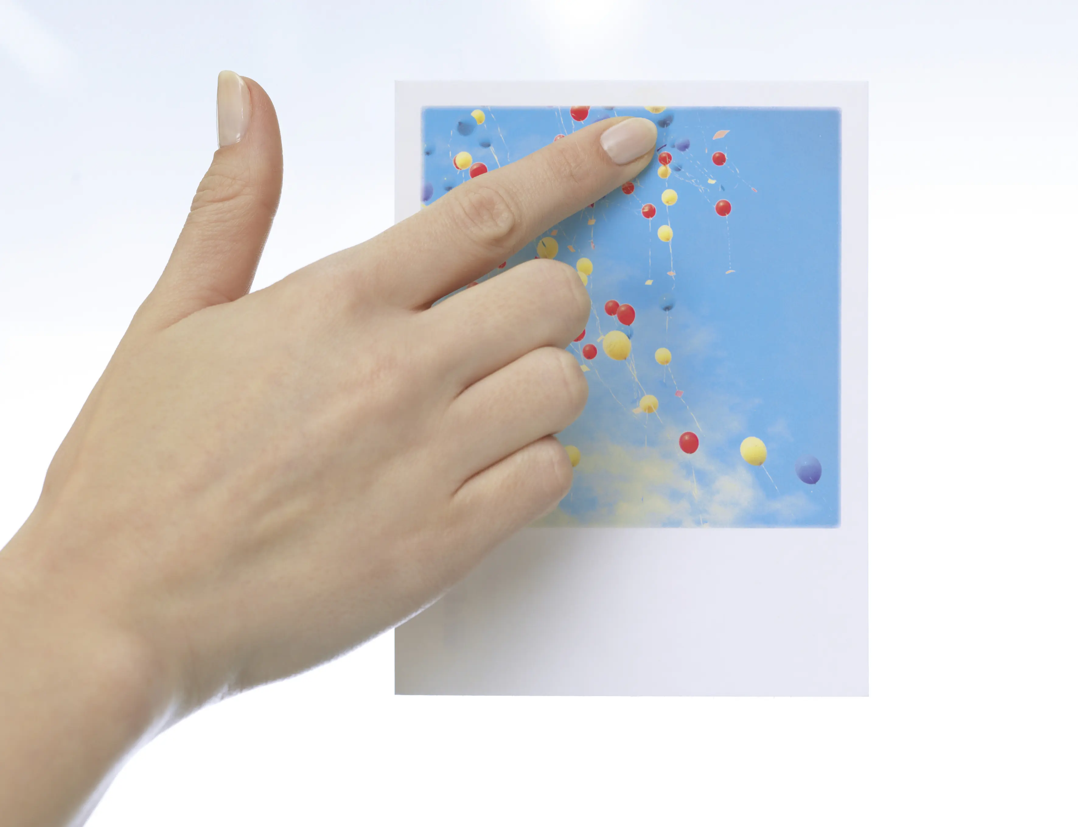 tesa Tack Doppelseitige Klebepads 72 Pads, transparent